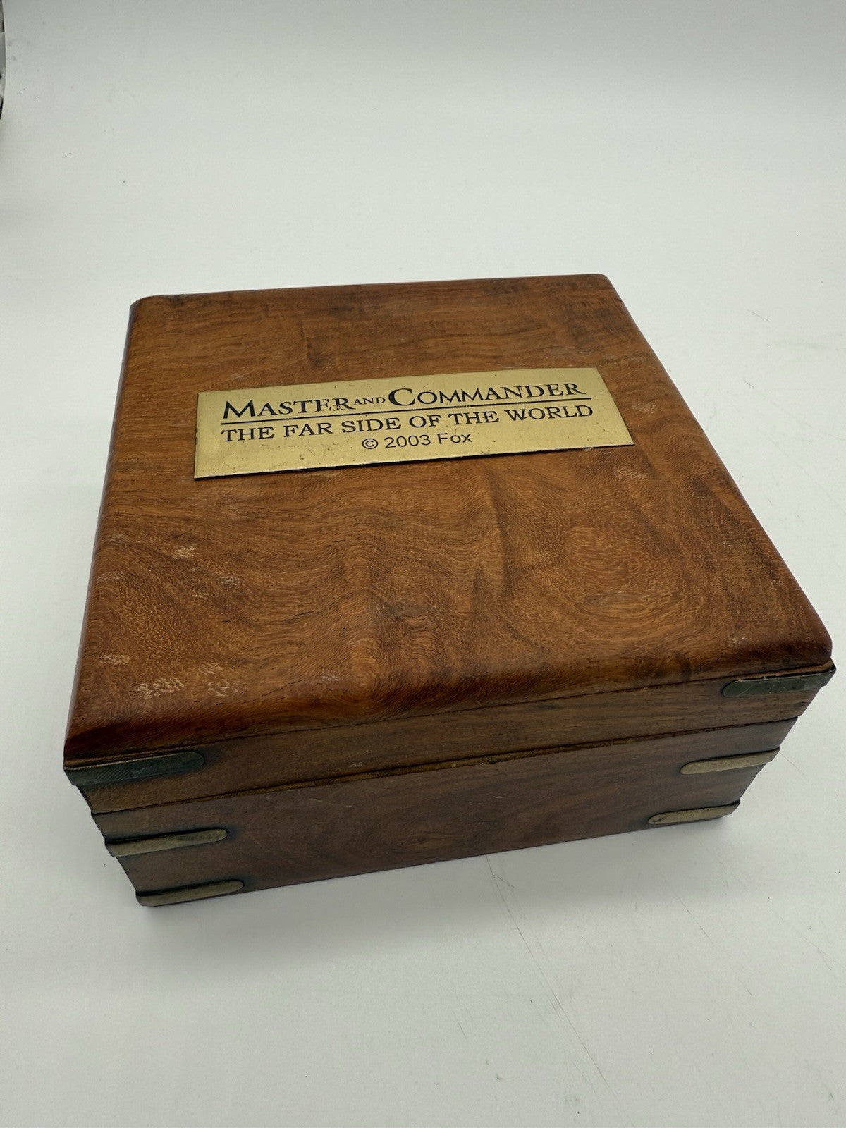 ORIGINAL FILM-REQUISITE MASTER AND COMMANDER 2003 - MESSING SEXTANT & BOX