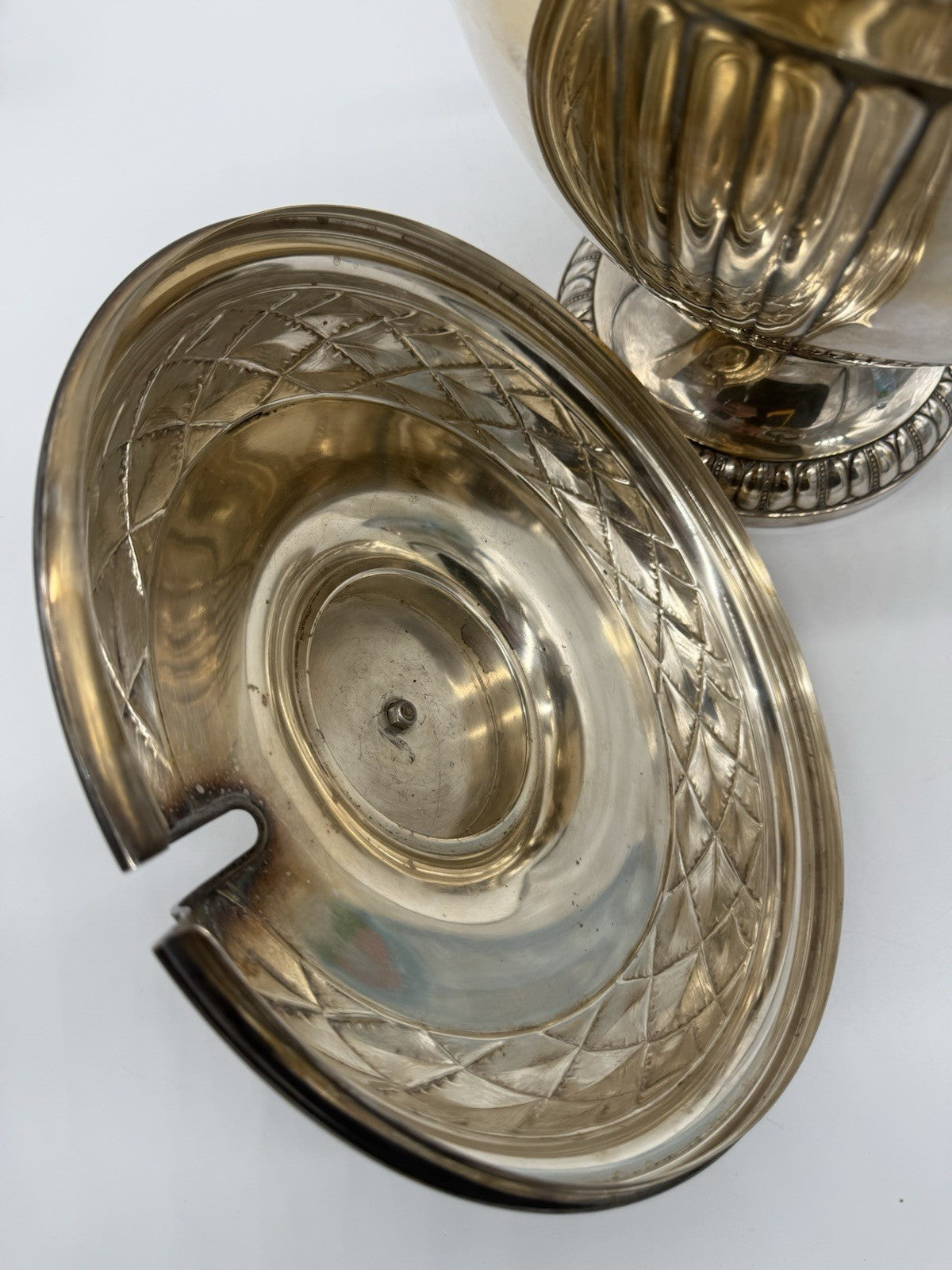 GROßE WMF VERSILBERTE TERRINE, POKAL MIT DECKEL ART DECO NEOKLASSIZISMUS