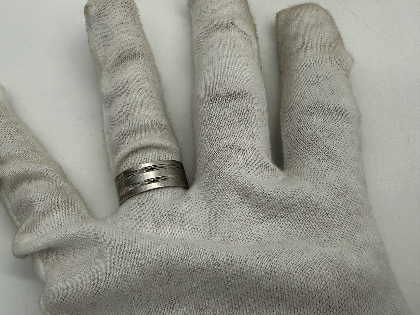 VINTAGE 925 STERLING SILBER BANDRING GR.60