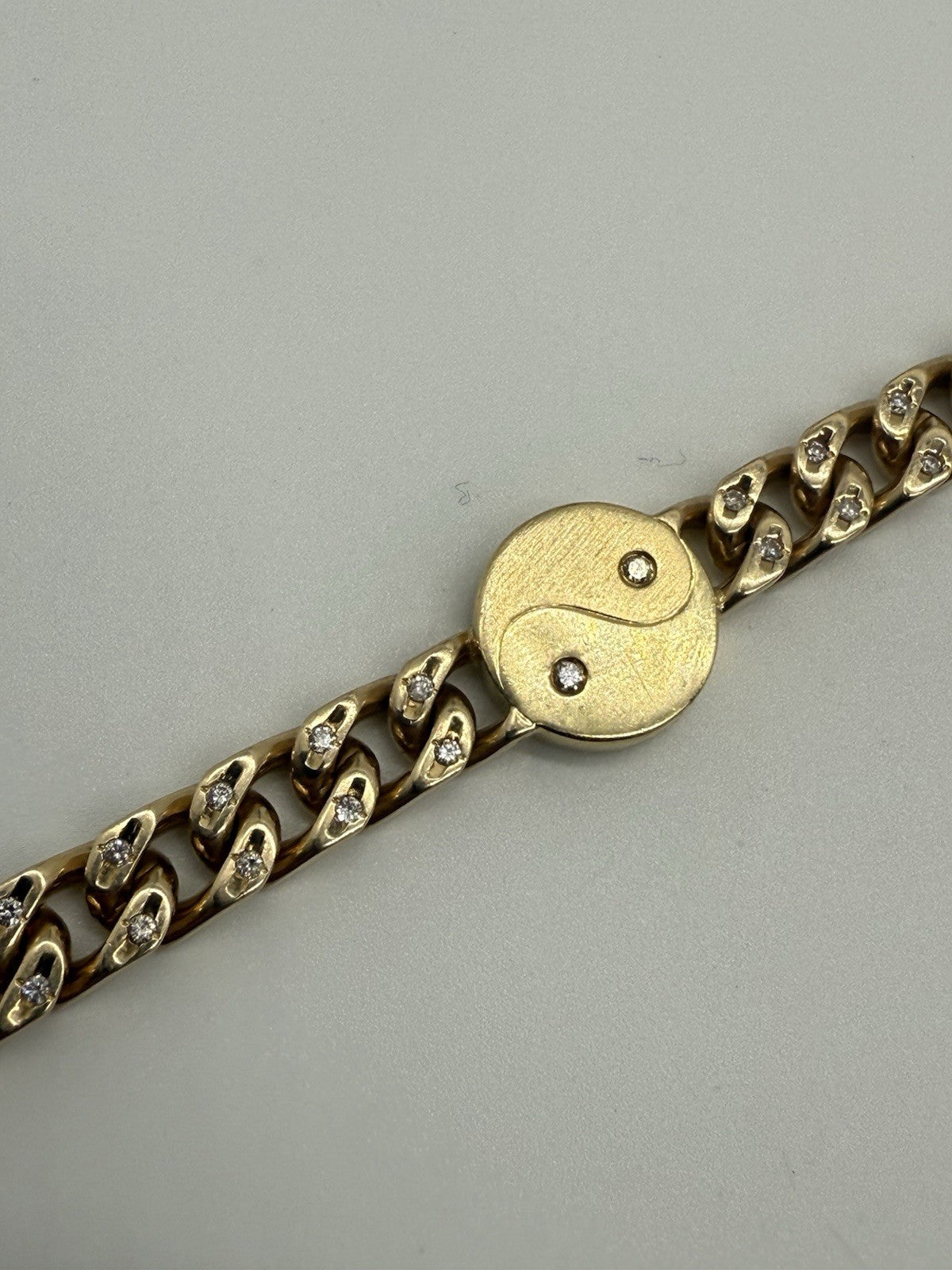 585 GOLDARMBAND MIT BRILLANTEN - YIN-YANG DESIGN - 14K GELBGOLD - 19cm