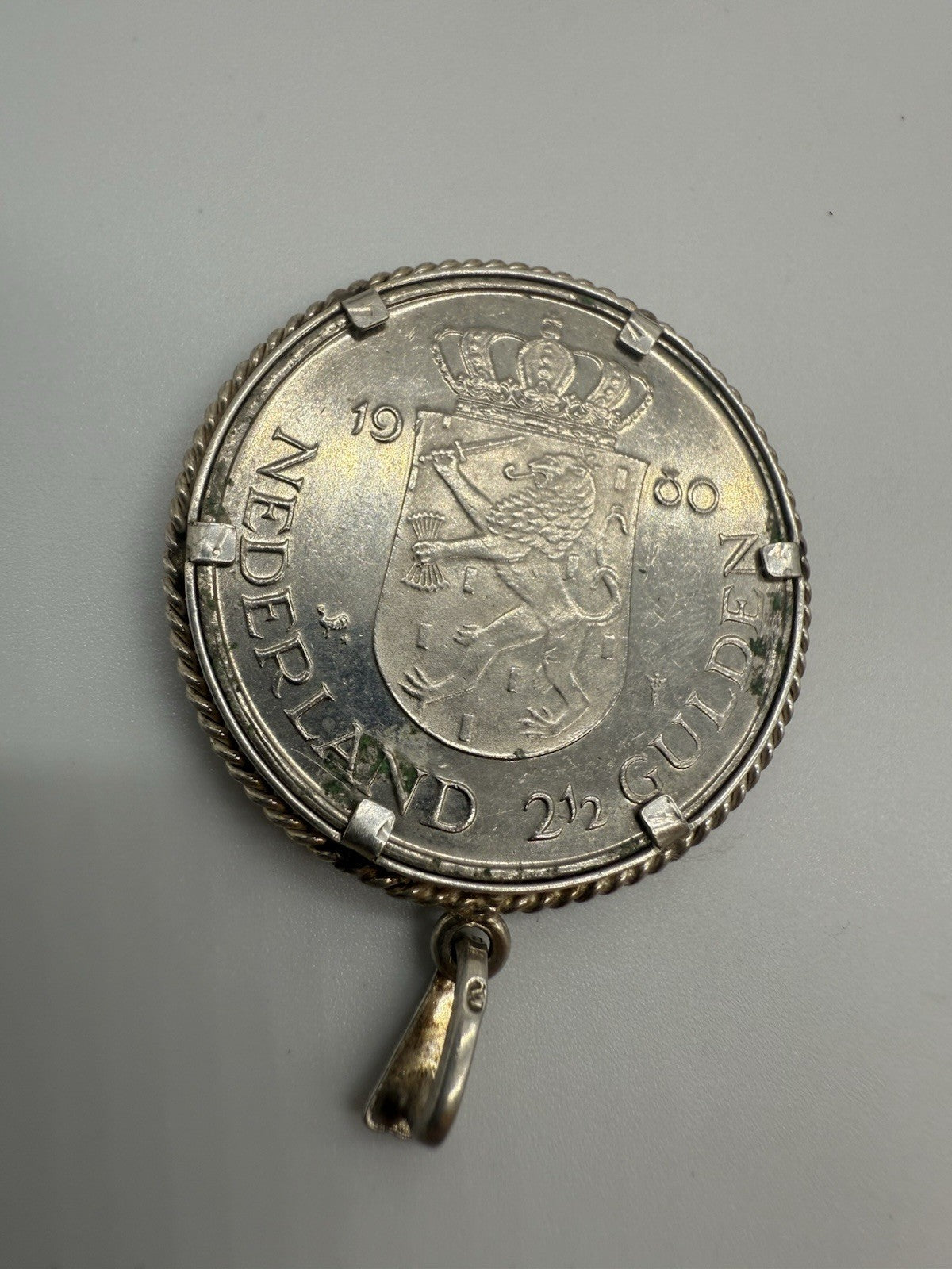 VINTAGE 1980 BEATRIX NIEDERLANDE 2 1/2 GULDEN SILBER ANHÄNGER FÜR KETTE