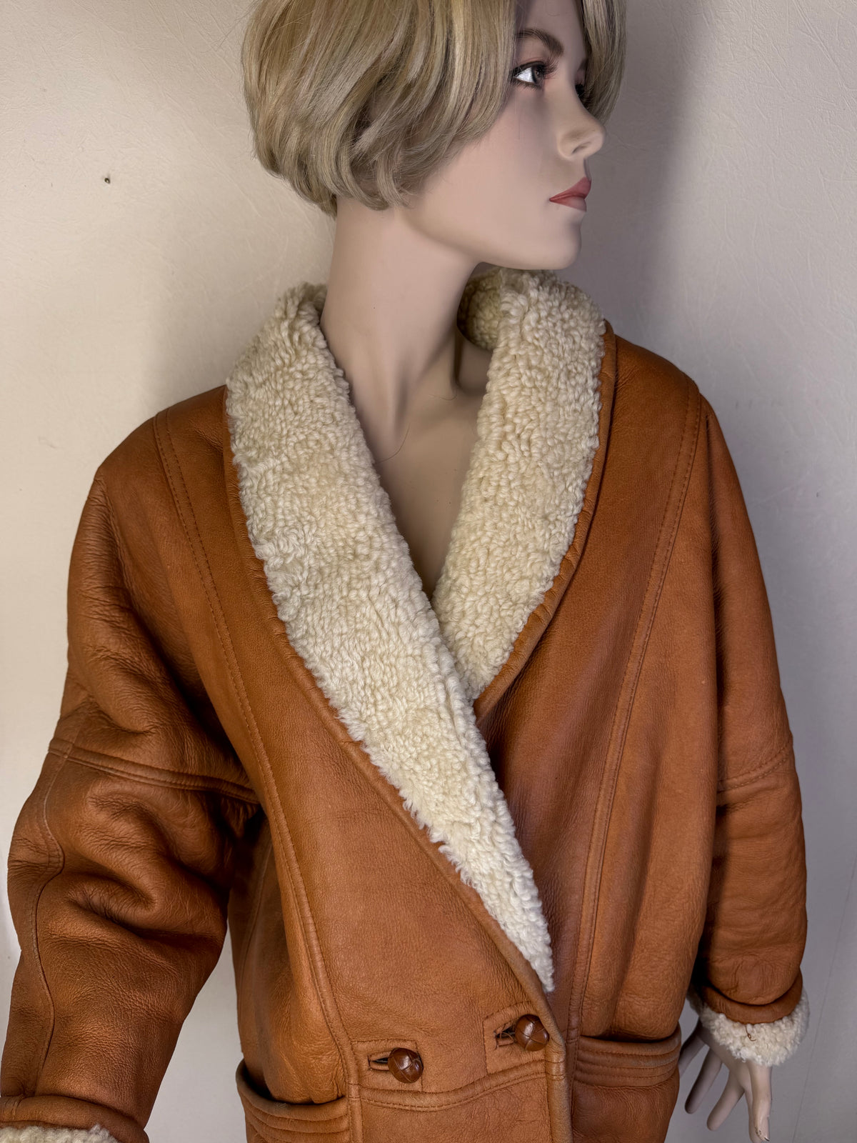 Vintage Lammfellmantel Braun – Echtleder Shearling Oversize Mantel
