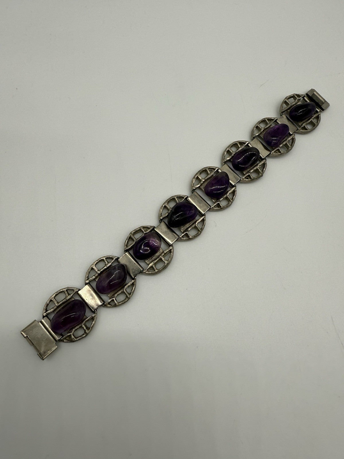 WUNDERSCHÖNES SKANDINAVISCHES AMETHYST STEIN GLIEDERARMBAND VERSILBERT