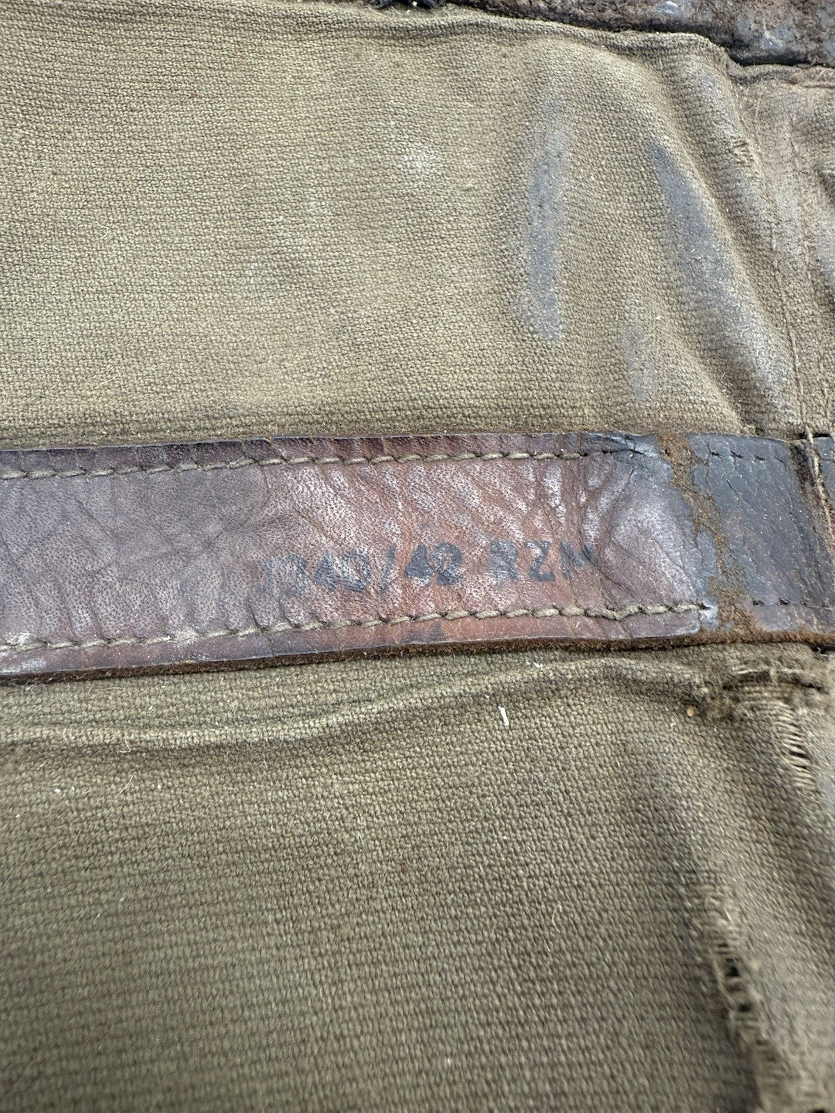 WW2 WEHRMACHT GAMASCHE MIT RZM STEMPEL + BROTBEUTEL