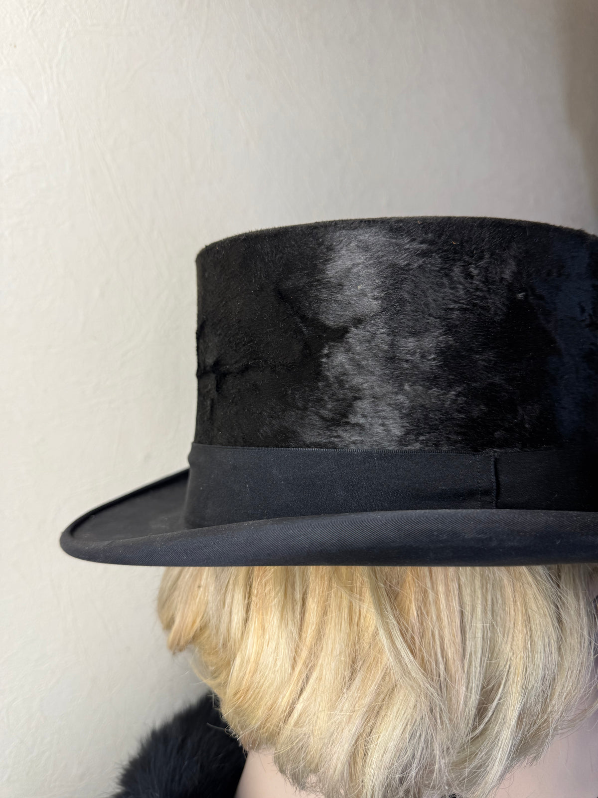 Antiker Seidenzylinder Reine Handarbeit Herren Top Hat mit Original Hutschachtel