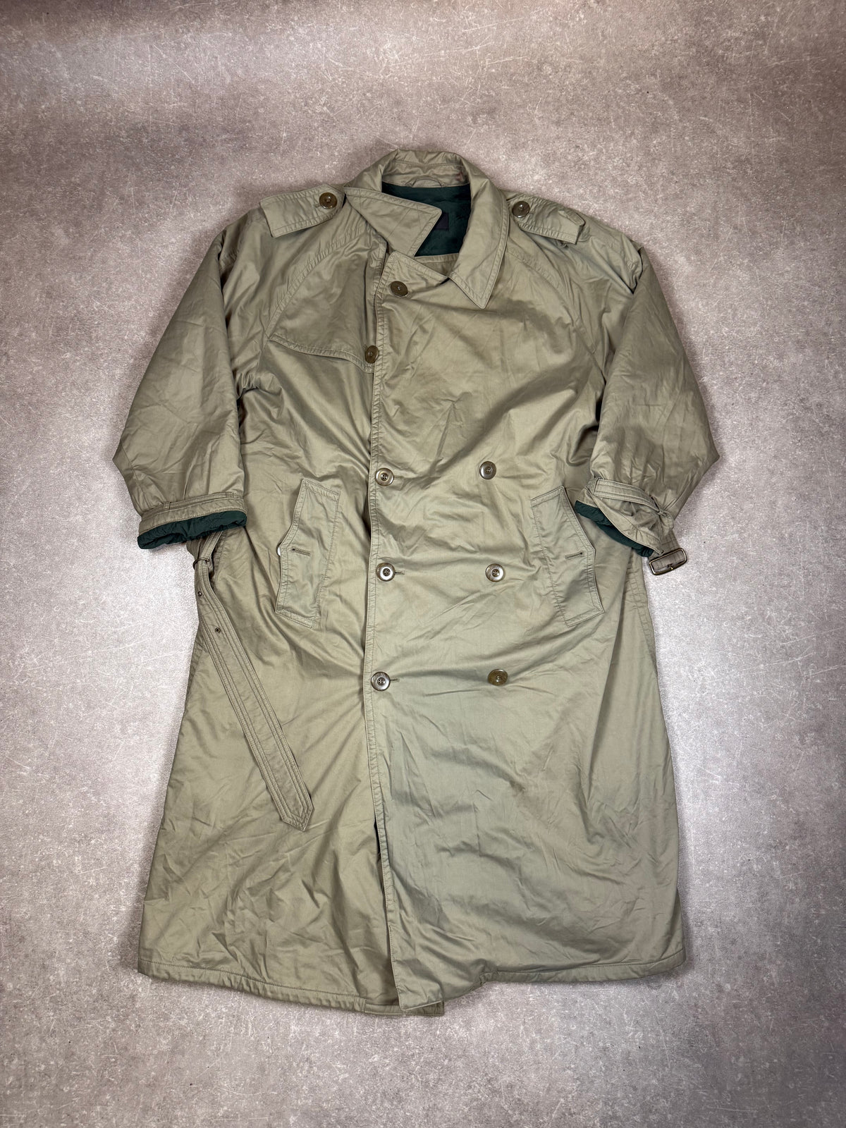Vintage Hugo Boss Trenchcoat Herren Beige – Gefütterter Regenmantel Doppelreiher