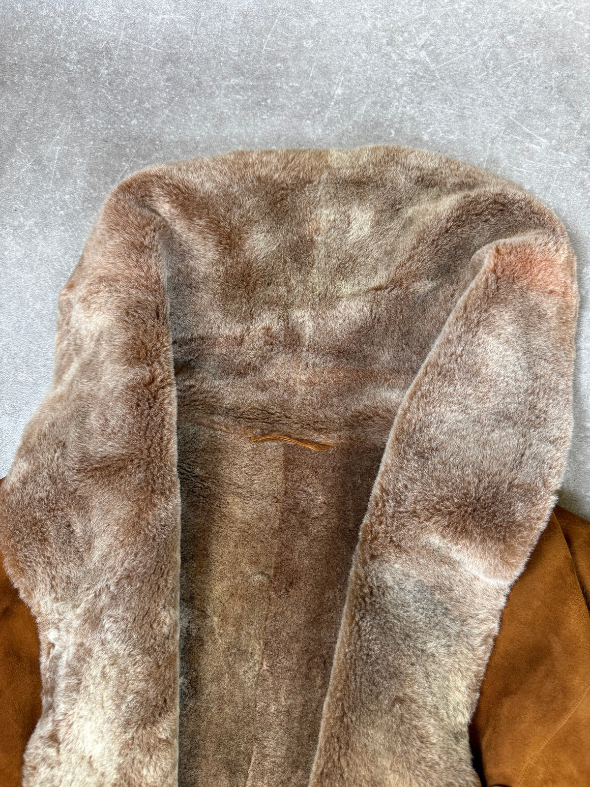 Élégance Paris Vintage Lammfellmantel Damen Gr. 38 – Shearling Cognac