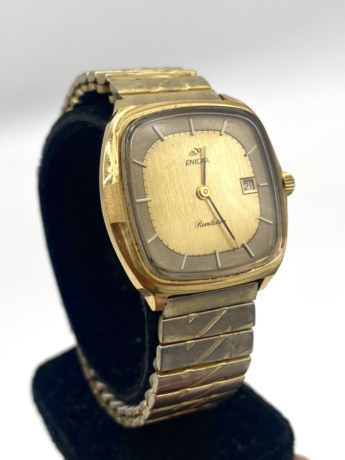 VINTAGE ENICAR REVELATION AUTOMATIK DAMENUHR MIT DATUM LÄUFT
