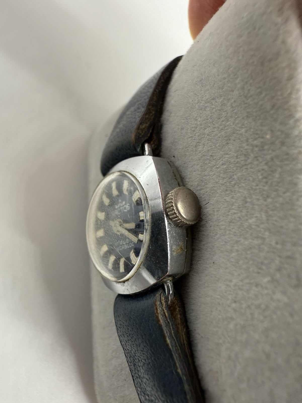 VINTAGE ARCTOS DAMENUHR BLAU 17 RUBIS HANDAUFZUG LÄUFT