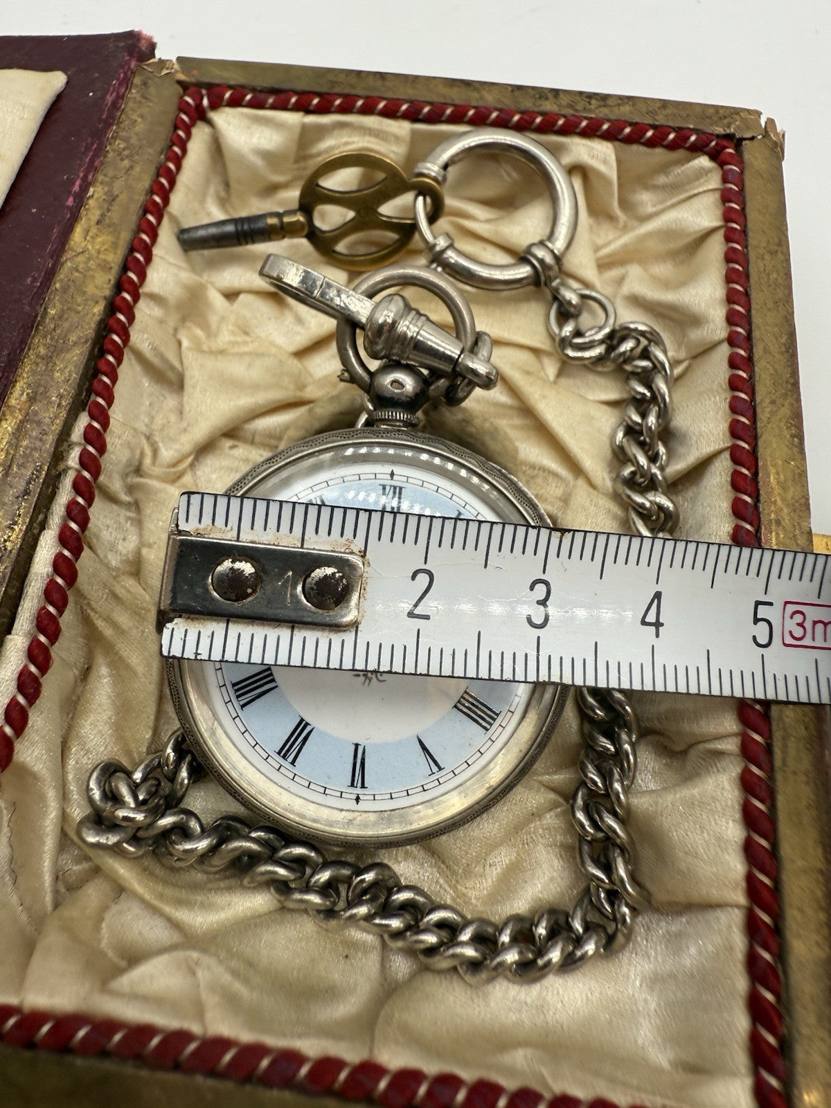 ANTIKE SCHLÜSSEL TASCHENUHR SILBER FRANKREICH MIT ZIERKASSETTE UM 1870