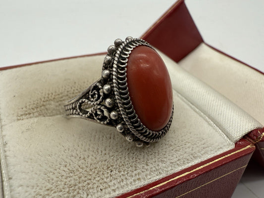 VINTAGE ART DECO ROTE KORALLE RING ECHTSILBER GR.50