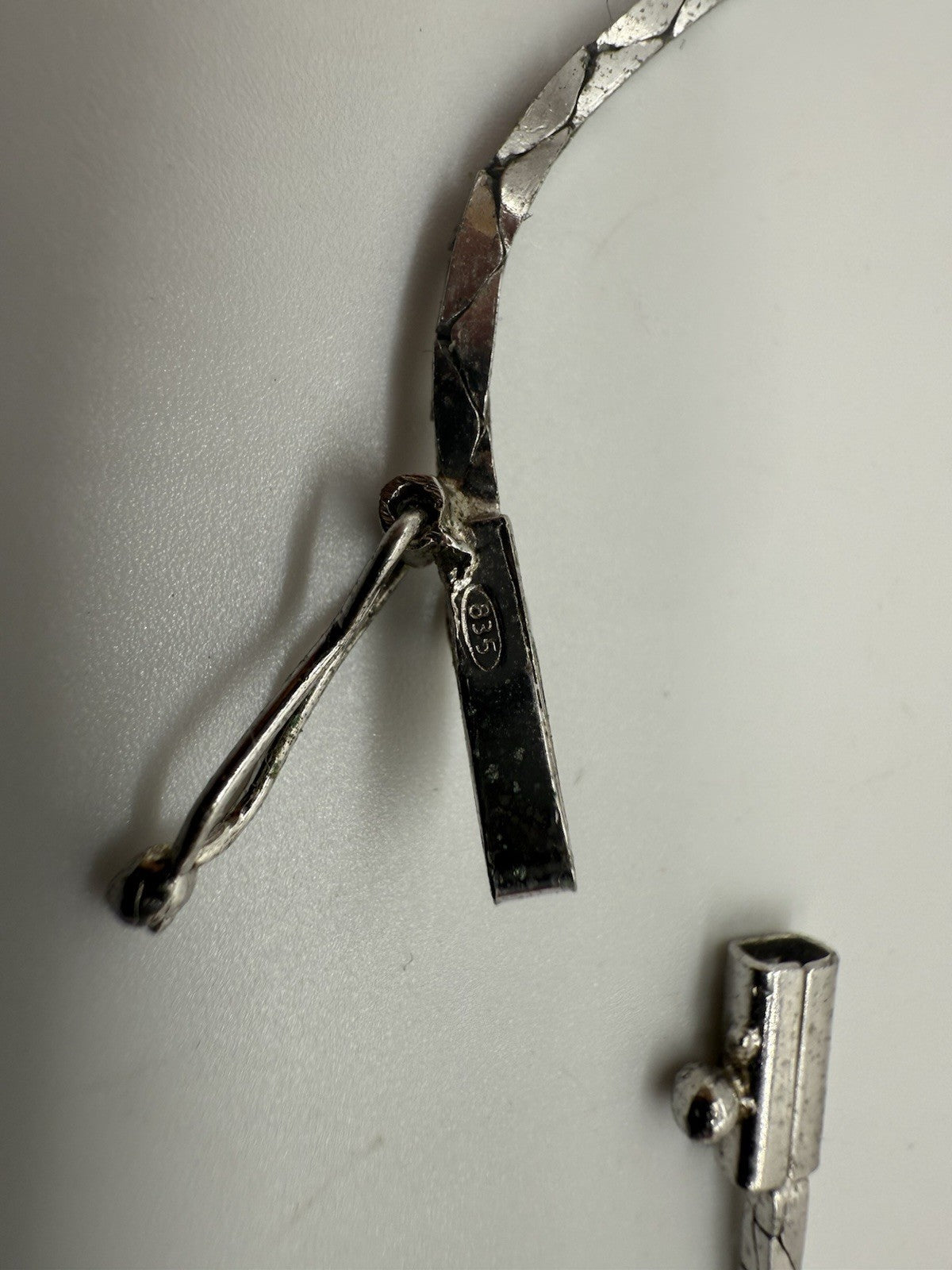 VINTAGE 835 SILBER COLLIER MIT SAPHIRE RHODINIERT ZIERLICH BLAU