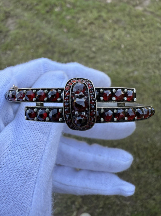 BÖHMISCHER GRANAT ANTIKER GRANATARMREIF ARMREIF MIT GRANAT