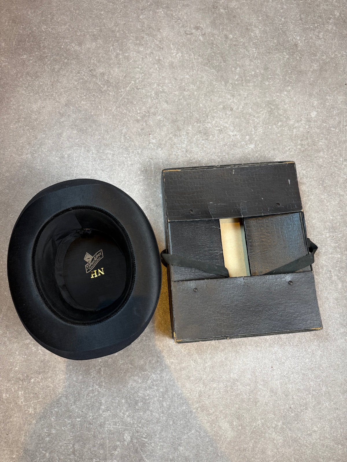 Antiker Klappzylinder Chapeau Claque schwarz Druckfrei Patent Zylinder mit Original Hutbox Vintage