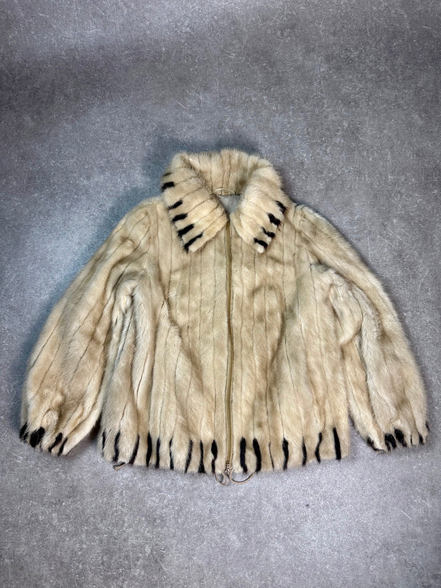 Exklusive Vintage Nerzjacke aus echtem Nerz – Creme mit kontrastierenden Nerzspitzen Gr. 42/44