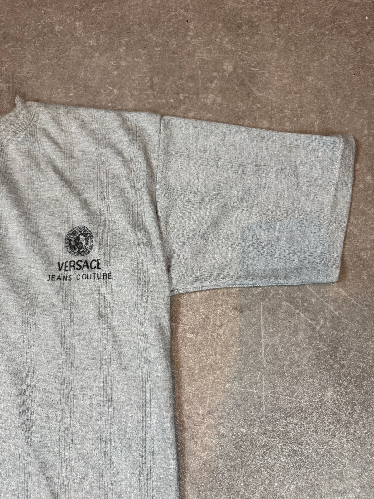 Vintage Versace Jeans Couture Shirt Grau Medusa Logo Kurzarm Henley