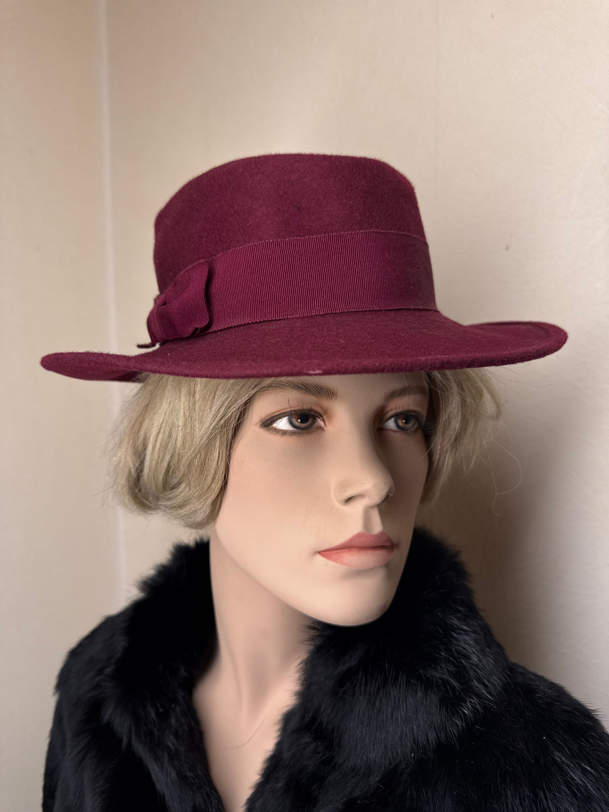 Wegener Vintage Filzhut Bordeaux – Wollhut mit Schleife