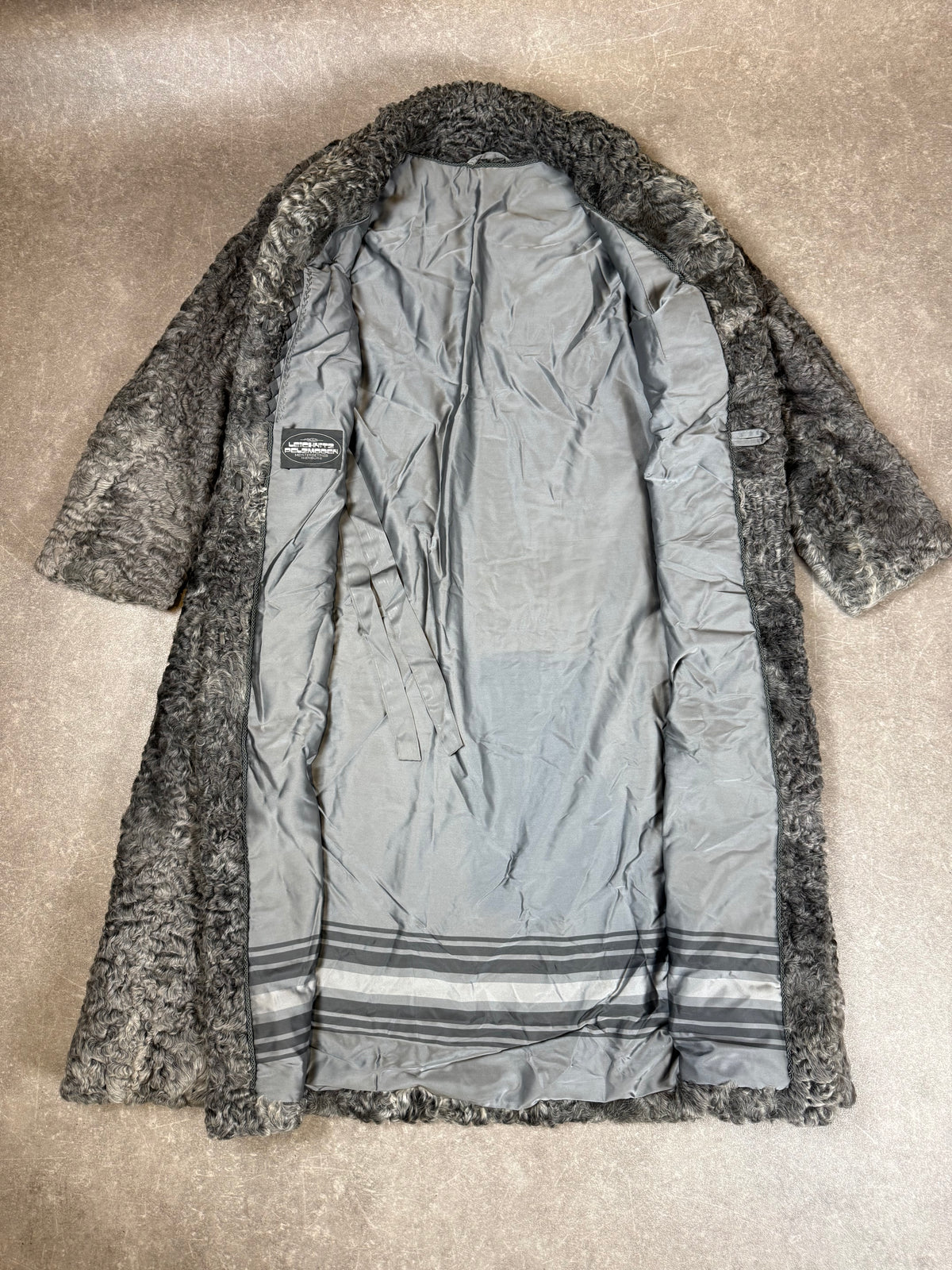 Vintage Persianer Pelzmantel Damen Grau – Langer Karakul Echtpelz Mantel