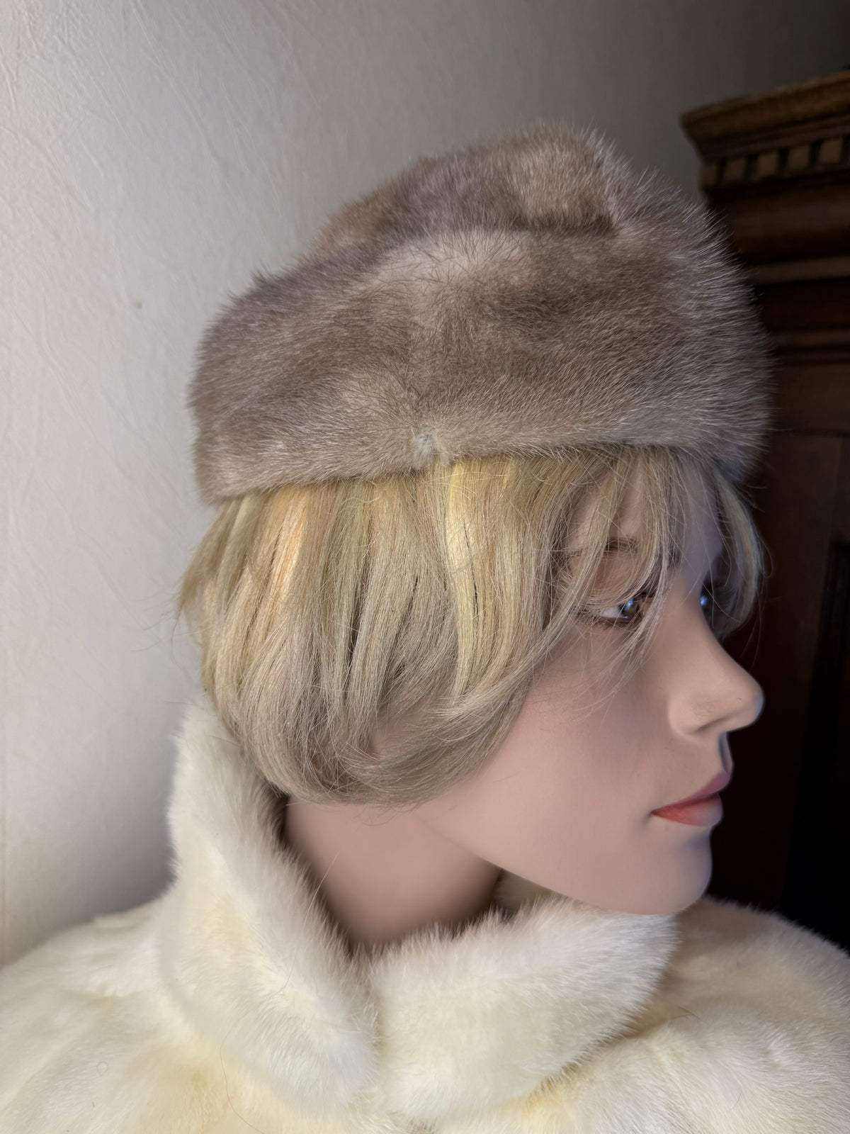 Vintage Nerz Pelzmütze Echtpelz Taupe Braun Russische Wintermütze Damen Luxury Fur Hat