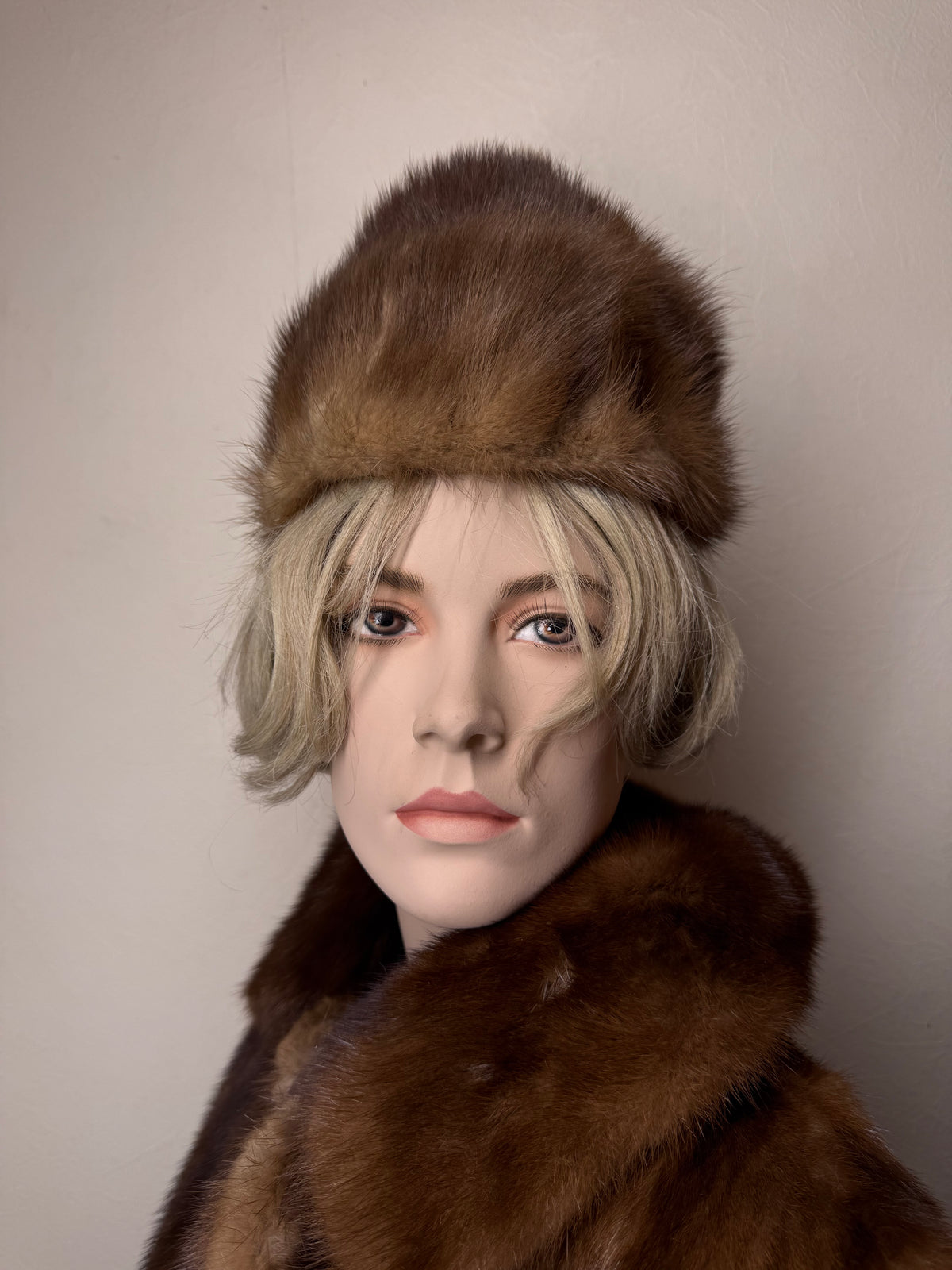 Edle Nerz Pelzmütze Braun Vintage Echtpelz Winter Damen Klassisch Elegant