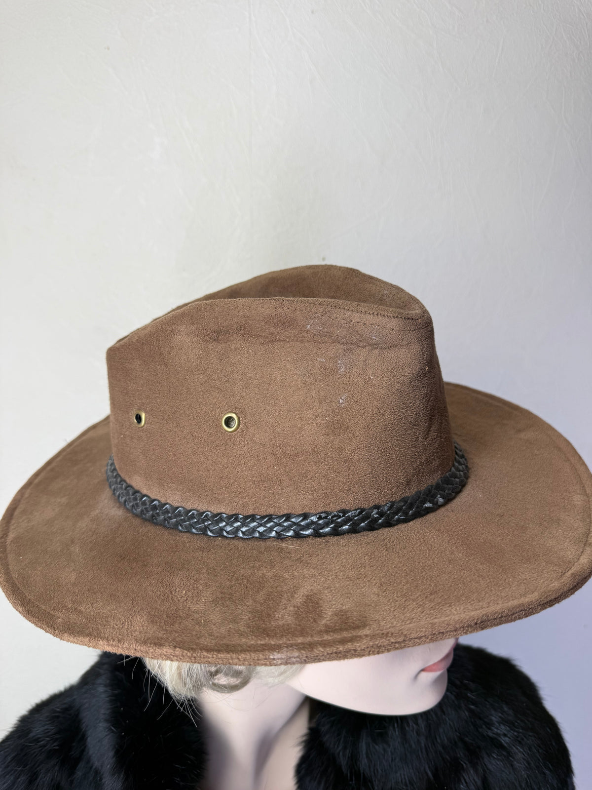 Vintage Cowboyhut Braun – Westernhut mit geflochtenem Hutband