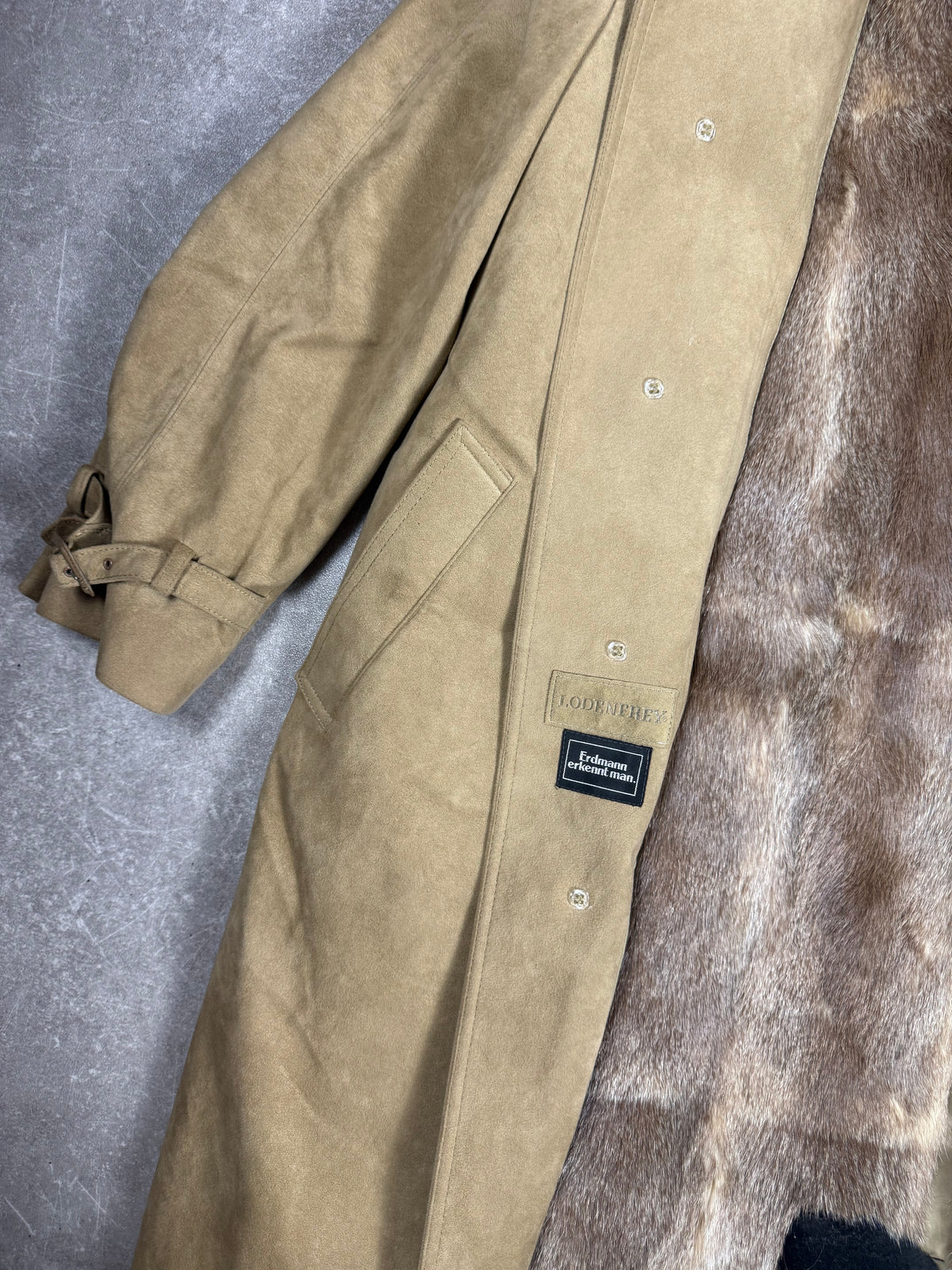 LODENFREY Vintage Herren Ledermantel mit Echtfellfutter Beige