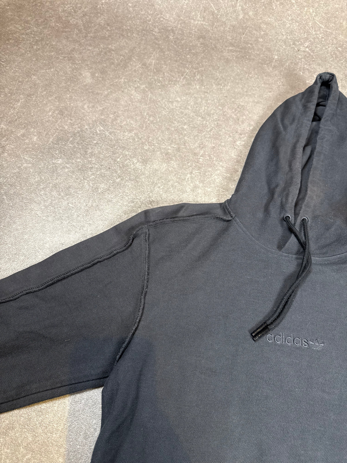 Adidas Originals Vintage Hoodie Schwarz Ton-in-Ton Logo Inside Out