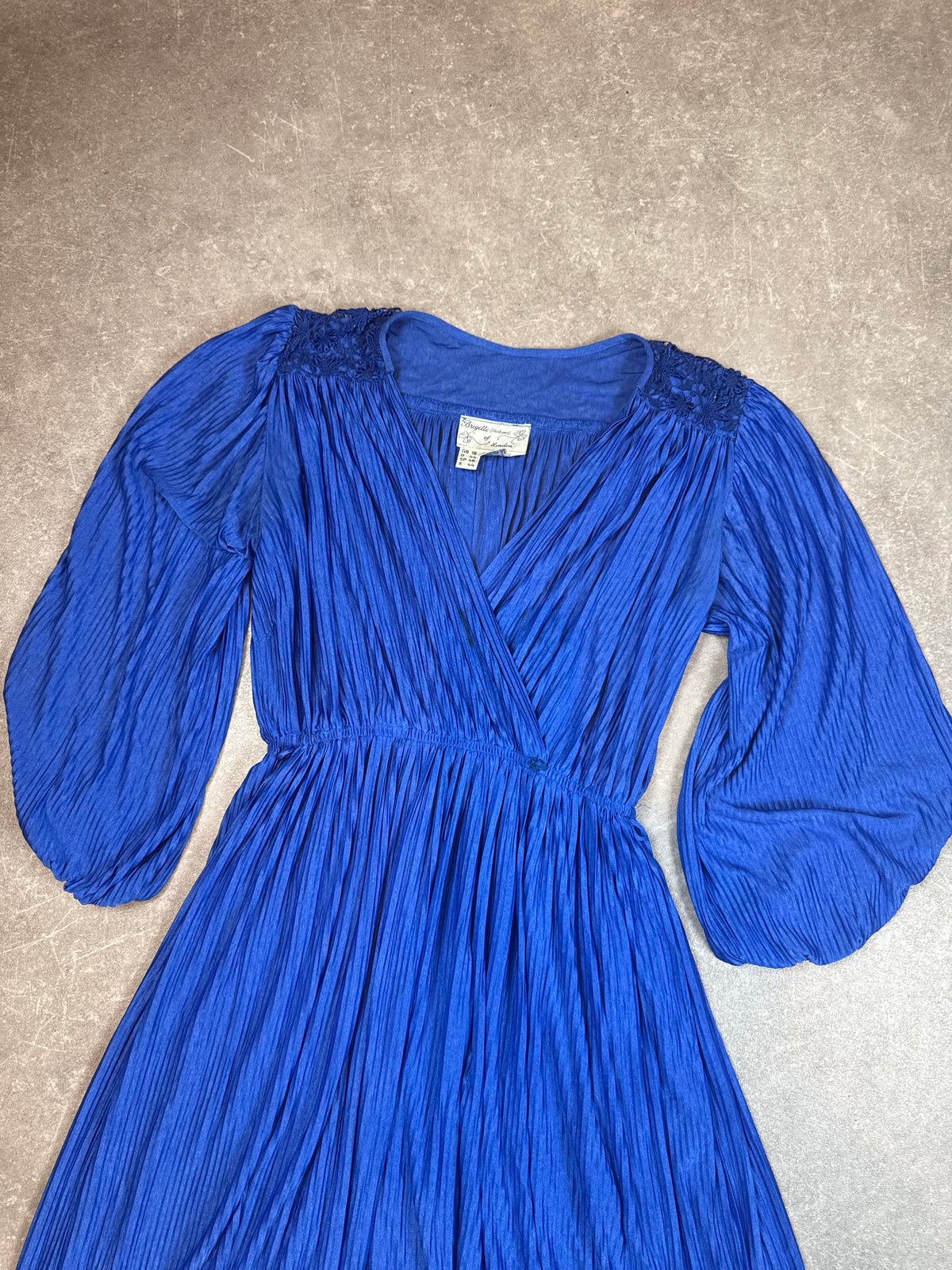 Vintage Plisseekleid Kobaltblau – Langarm Kleid mit Spitze