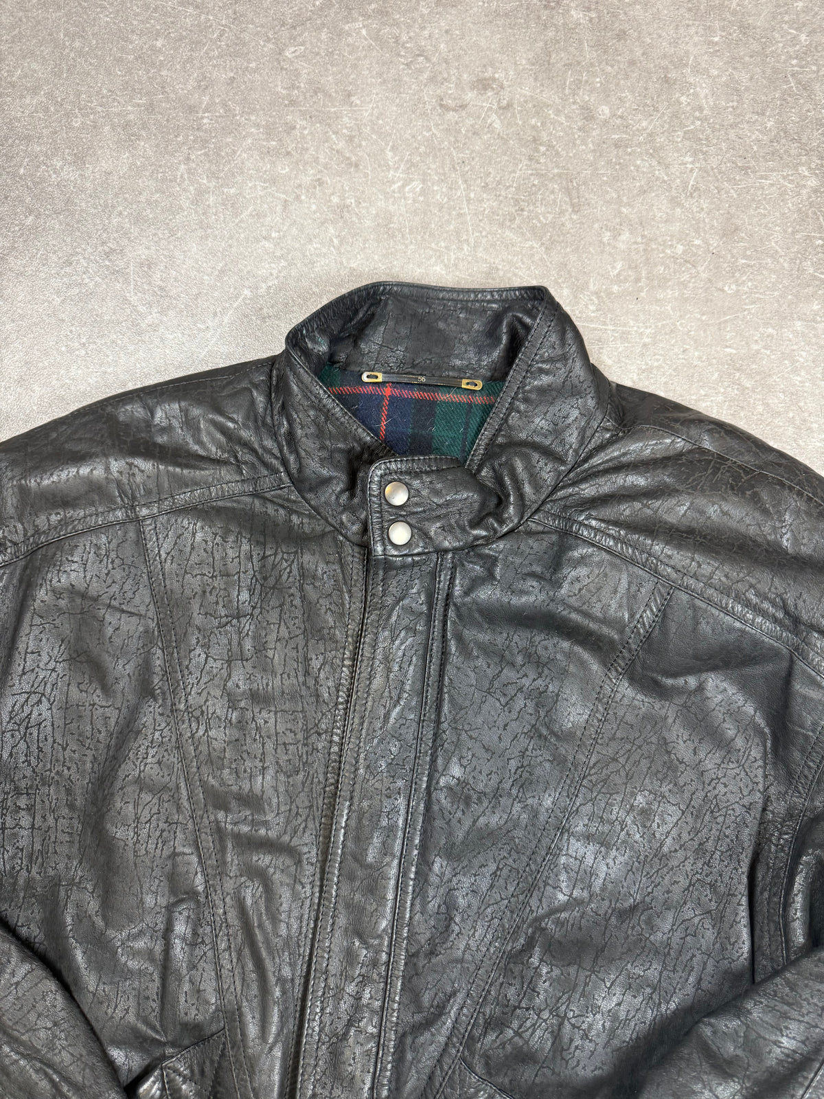 Vintage Herren Lederjacke Schwarz – Echtleder Bikerjacke Tartan-Futter Gr. 56