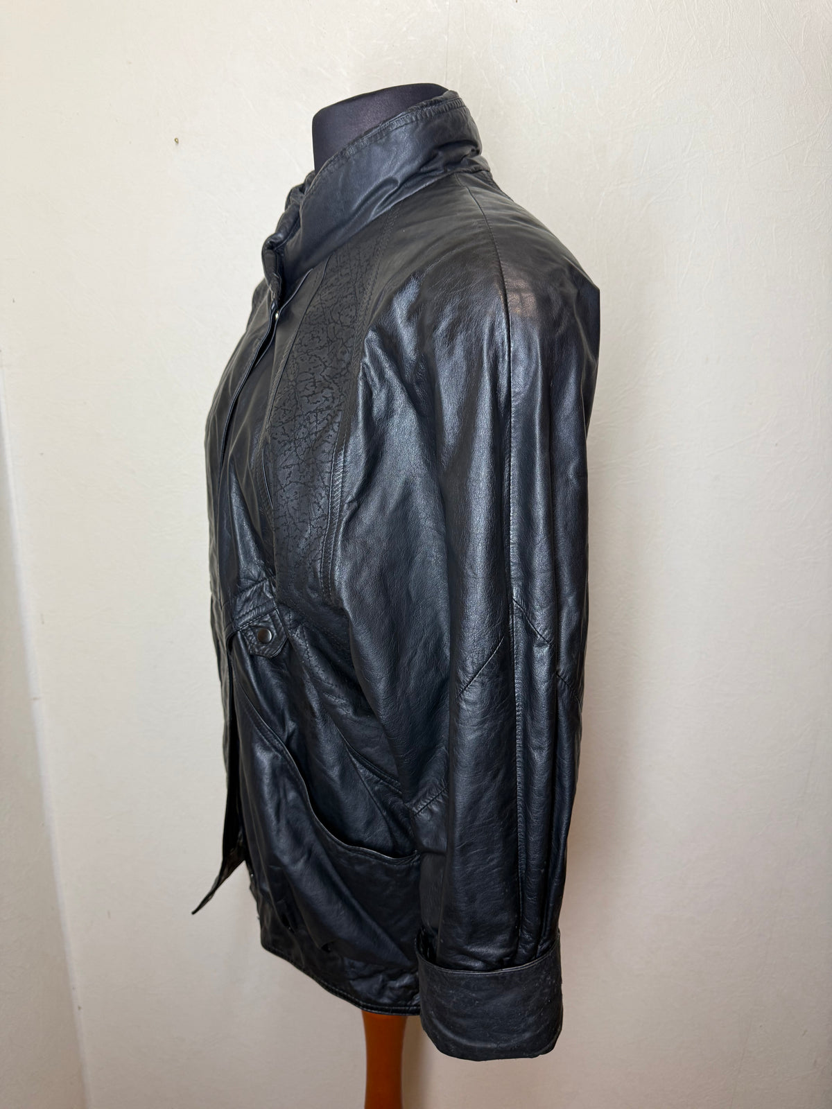 Vintage Lederjacke Echtleder Schwarz Übergangsjacke 80er 90er Oversize Gr 42 44