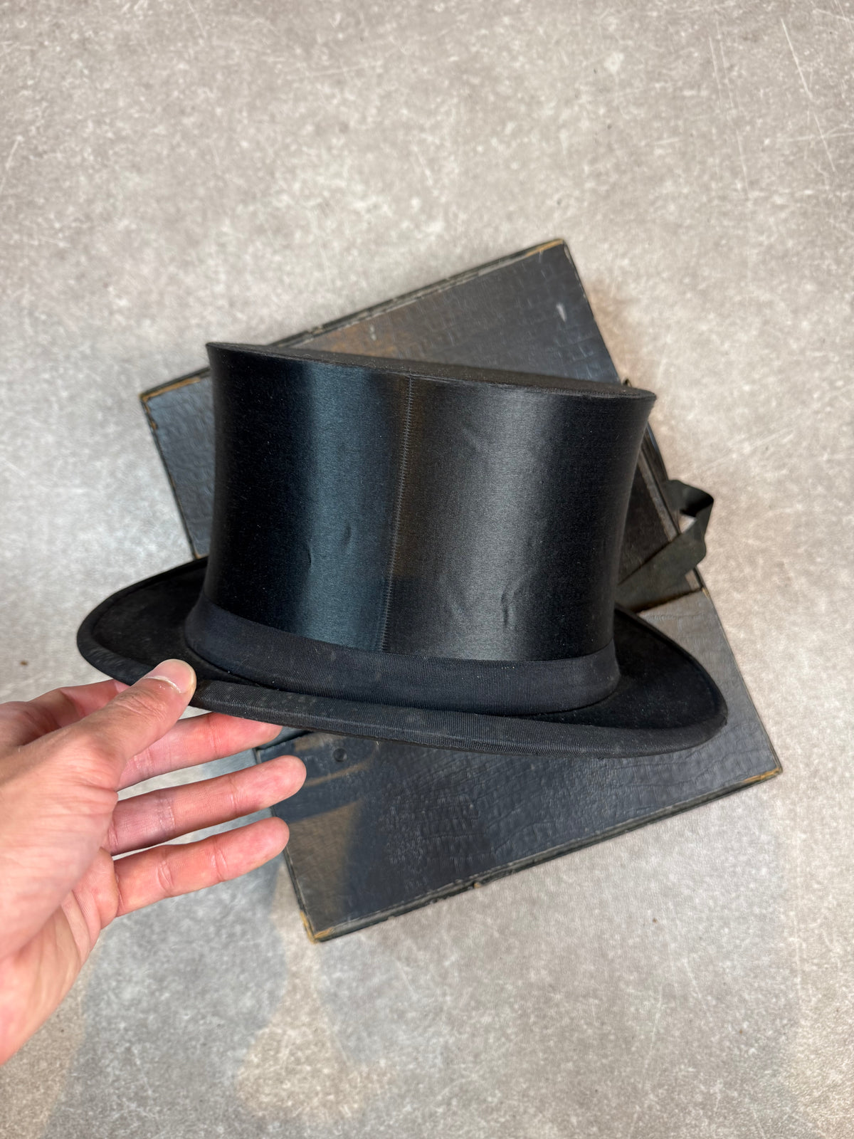 Antiker Klappzylinder Chapeau Claque schwarz Druckfrei Patent Zylinder mit Original Hutbox Vintage