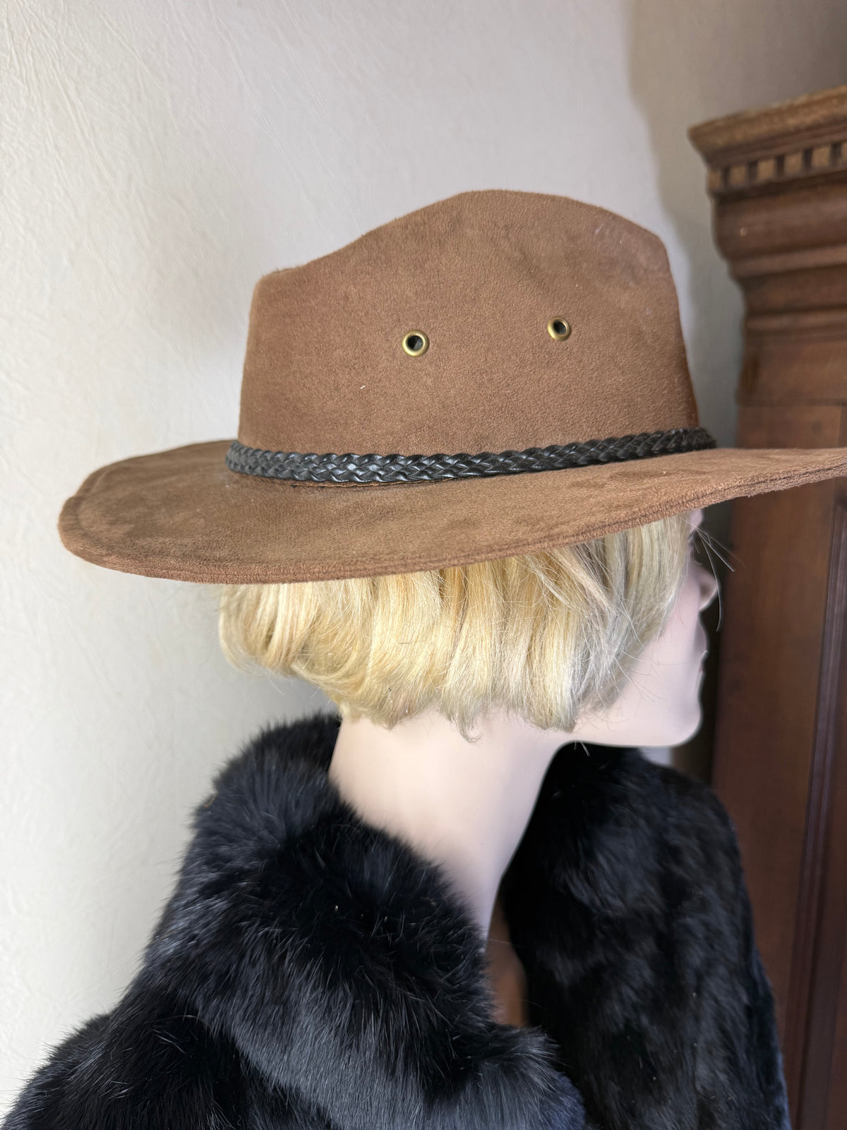Vintage Cowboyhut Braun – Westernhut mit geflochtenem Hutband