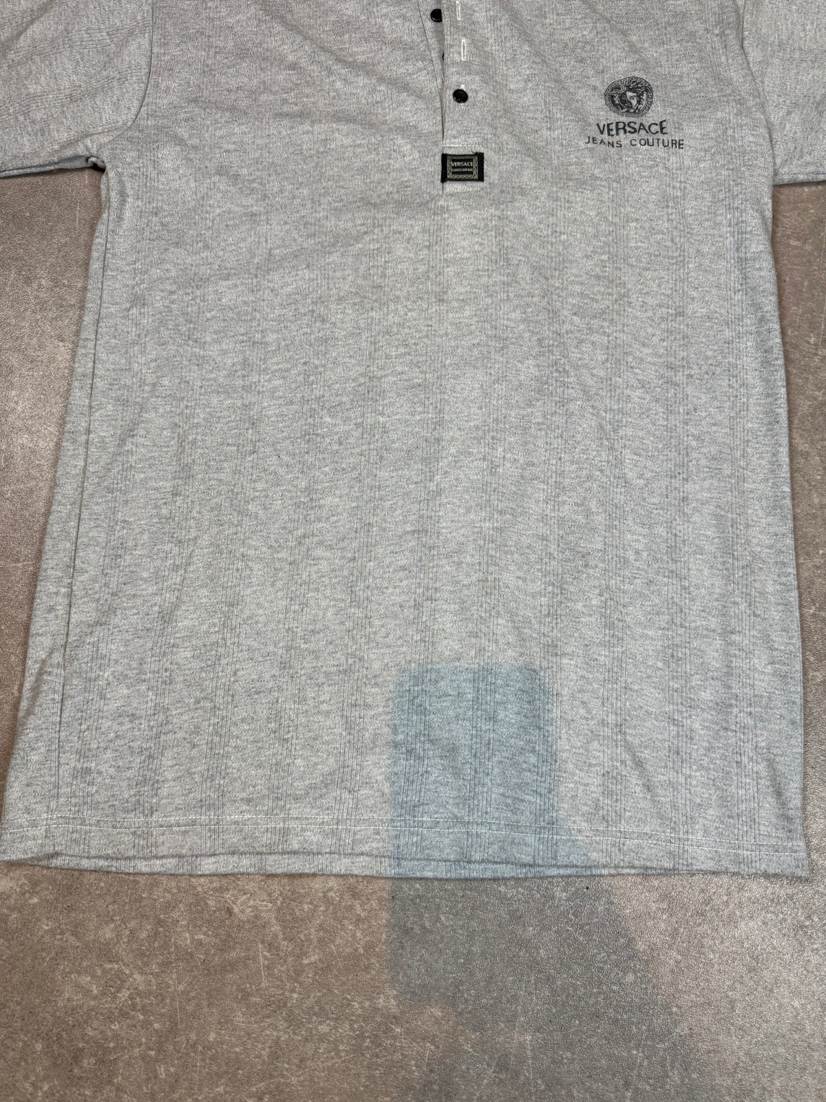 Vintage Versace Jeans Couture Shirt Grau Medusa Logo Kurzarm Henley