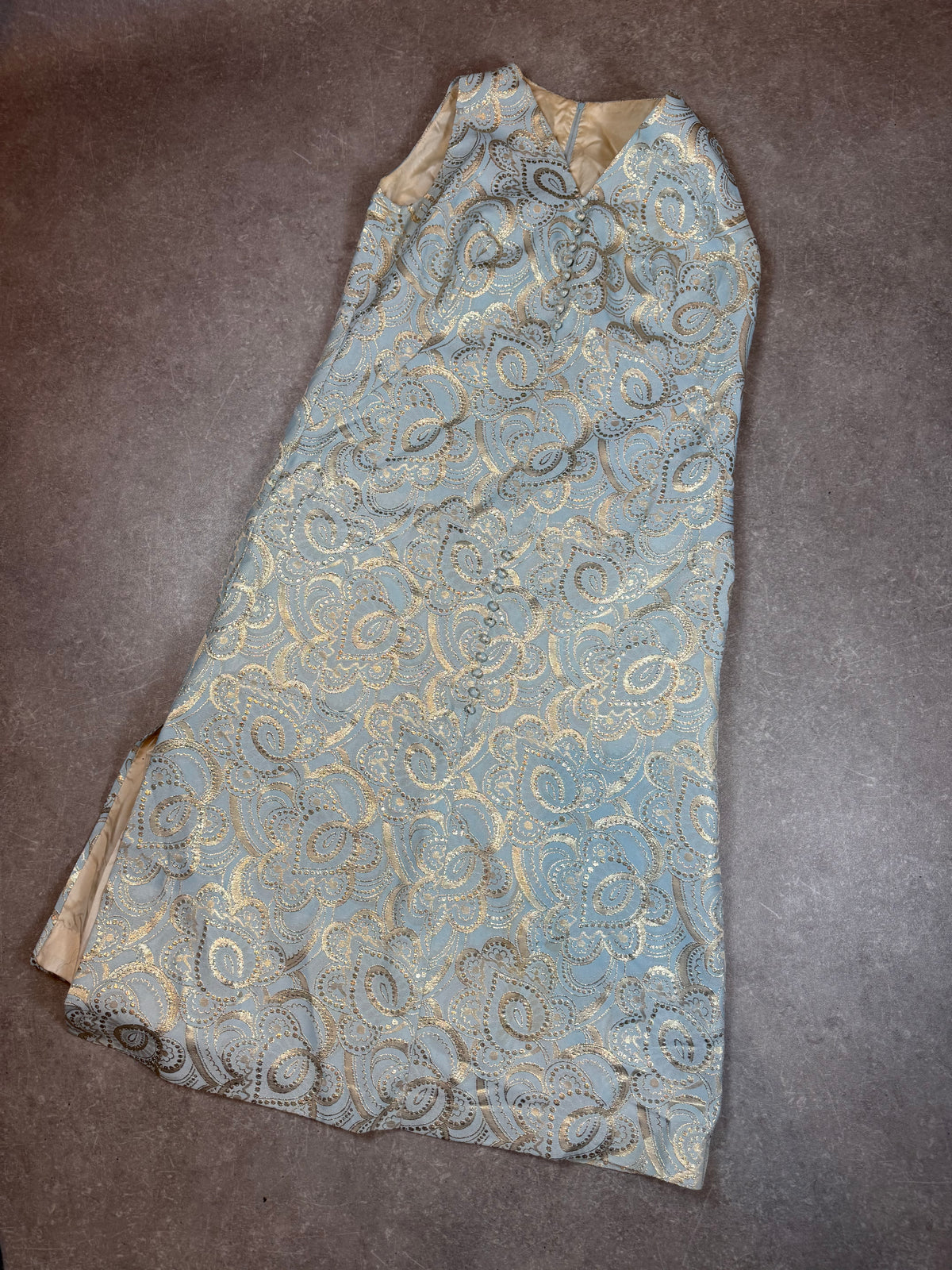 Vintage 60er/70er Maxikleid Hellblau Gold – Paisley Brokat Abendkleid