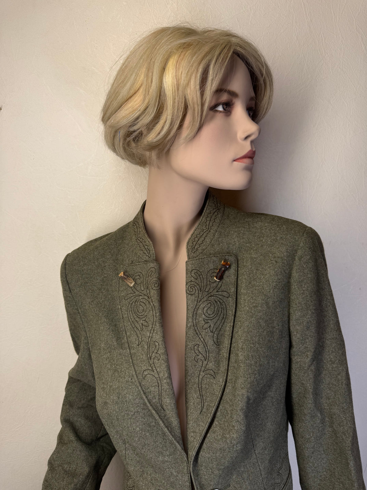 Vintage Julius Lang Damen Trachten Kostüm Schurwolle – Blazer & Faltenrock