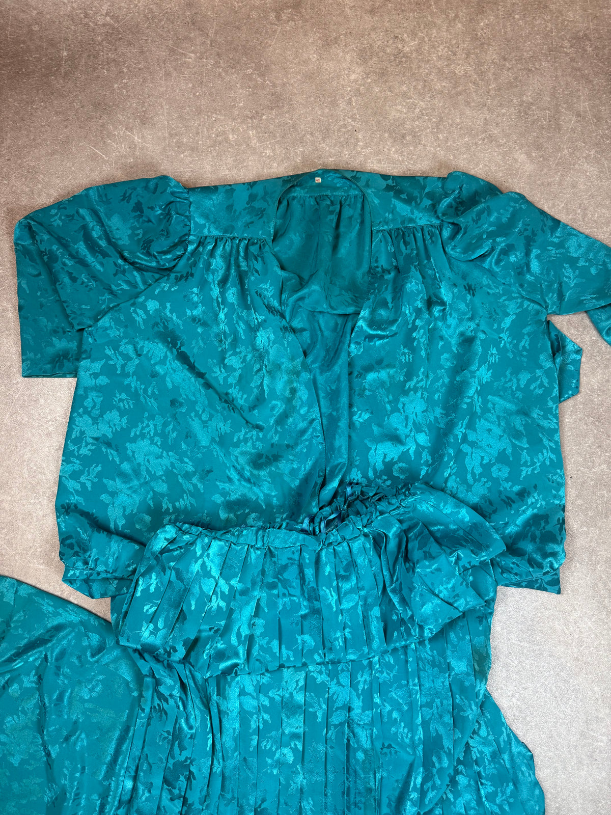 Vintage 80er Damen 3-Teiler Türkis – Plisseerock, Top & Bluse Floral