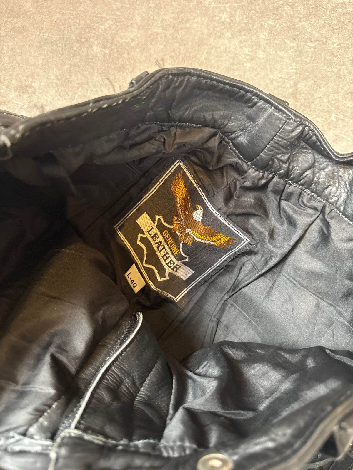 Vintage Genuine Leather Lederhose Schwarz Gr. 40 – Biker Hose mit seitlicher Schnürung