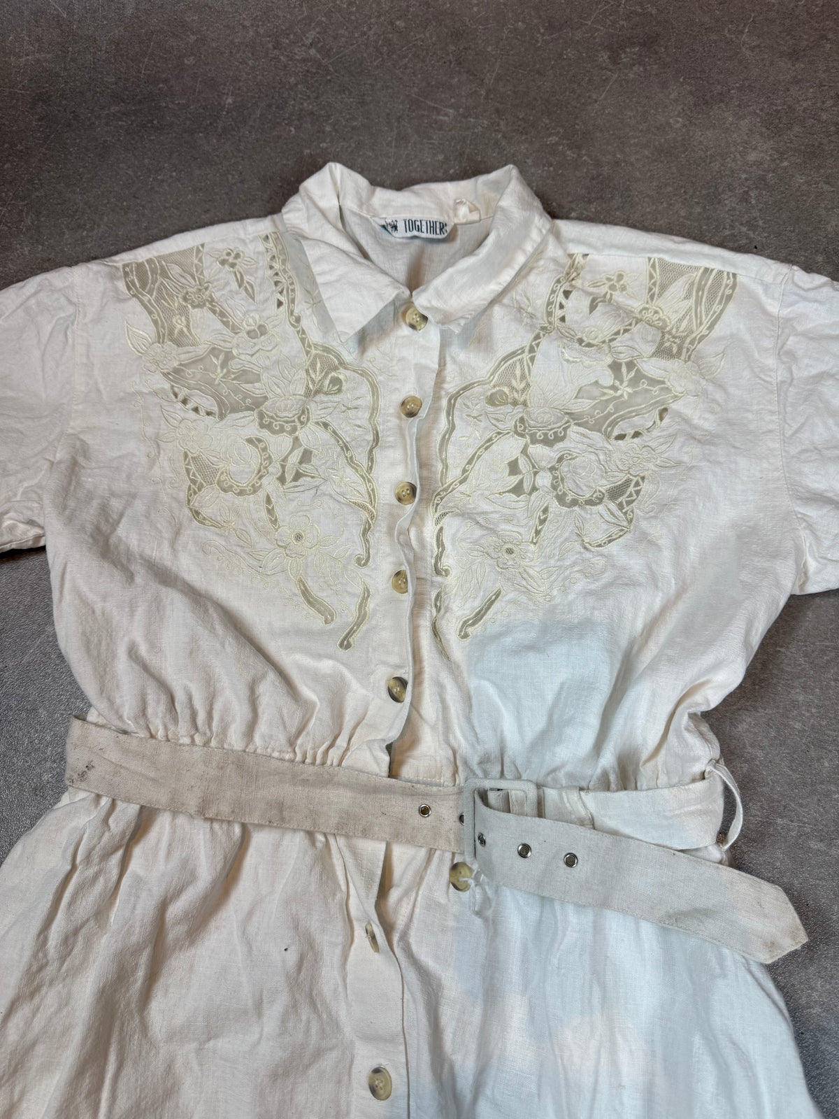 Vintage TOGETHER Hemdblusenkleid Weiß – Stickerei Spitze Gürtel 80er/90er