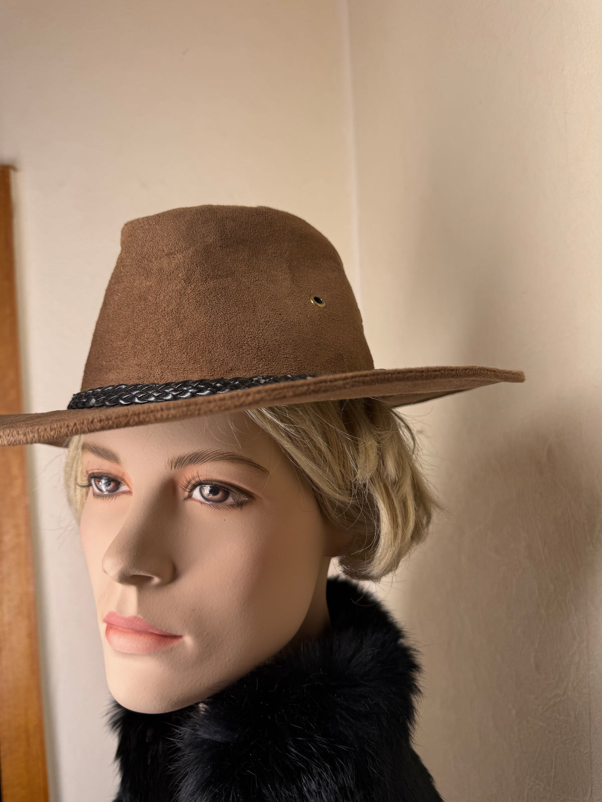 Vintage Cowboyhut Braun – Westernhut mit geflochtenem Hutband