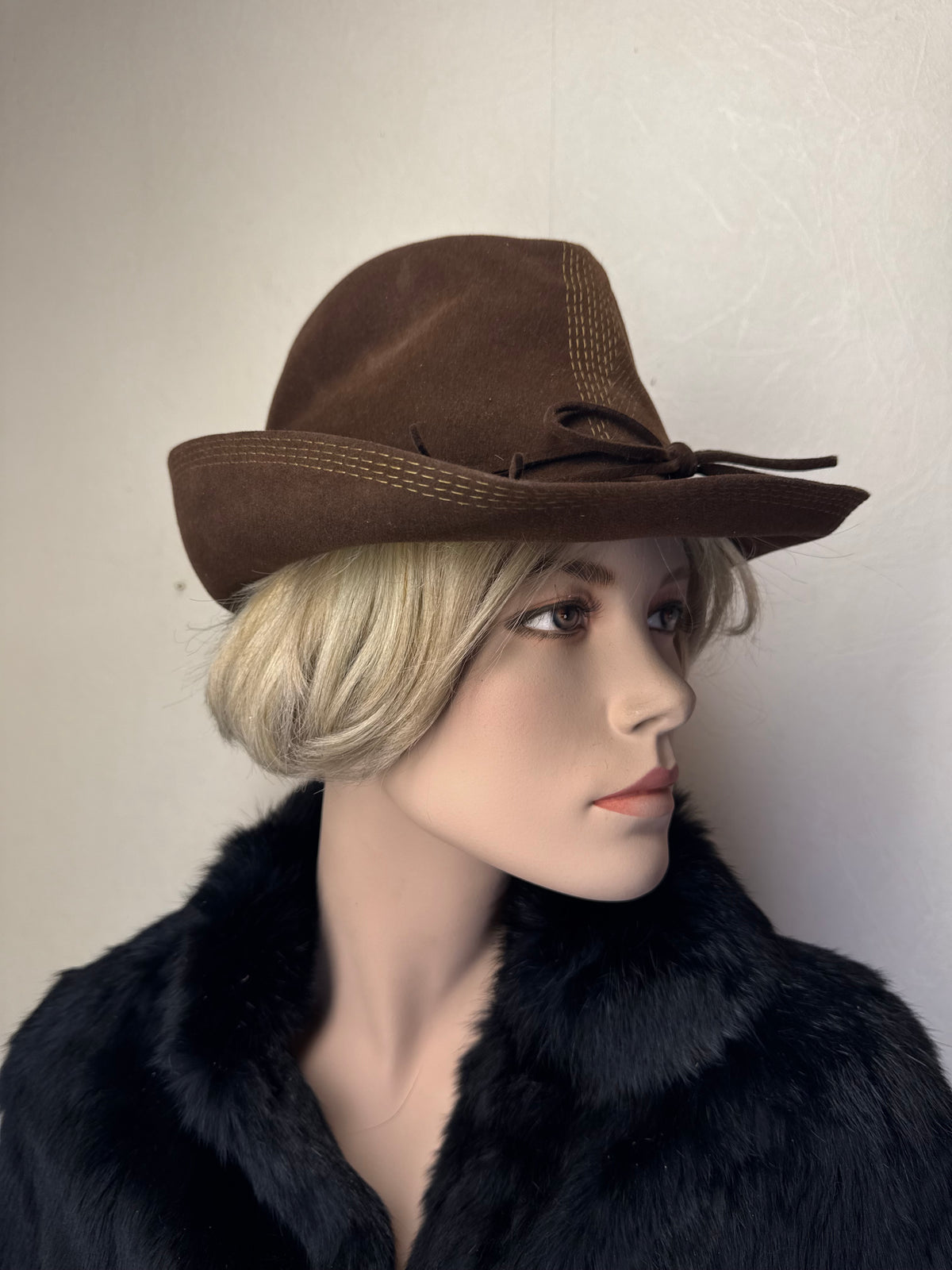 Vintage Wegener Westernhut Braun – Cowboy Filzhut mit Kontrastnähten - Made in Germany