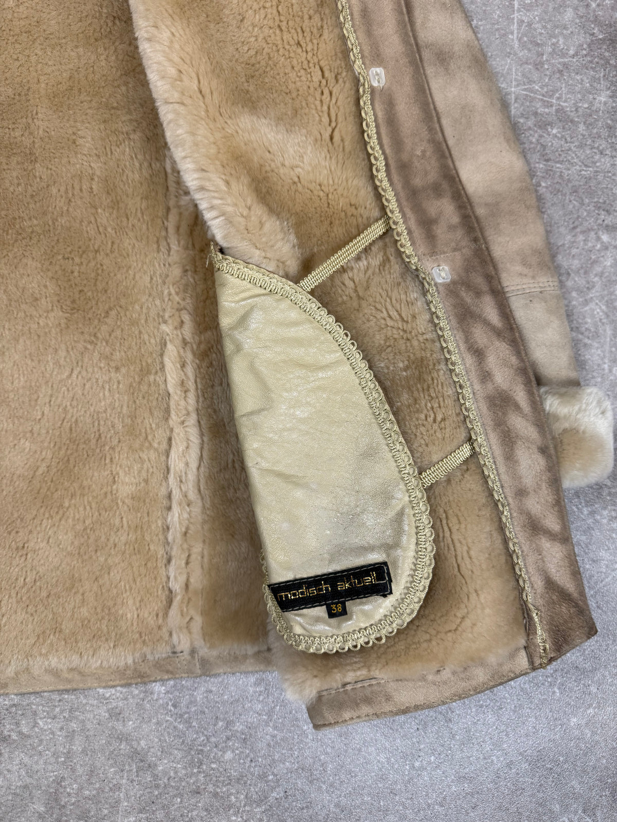 Vintage Damen Lammfelljacke Beige – Echtes Leder Shearling Mantel