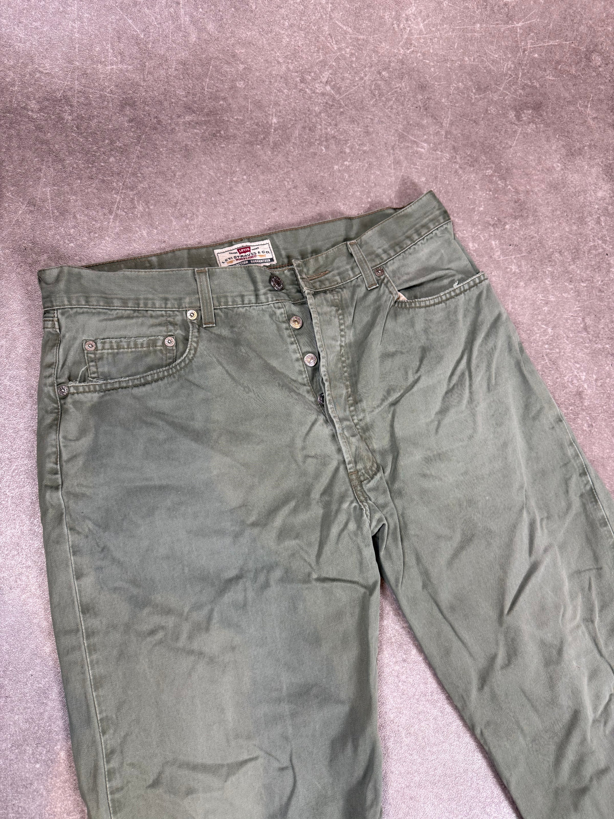 Levi’s 501 Vintage Jeans W36 L34 – Olivgrün Button Fly