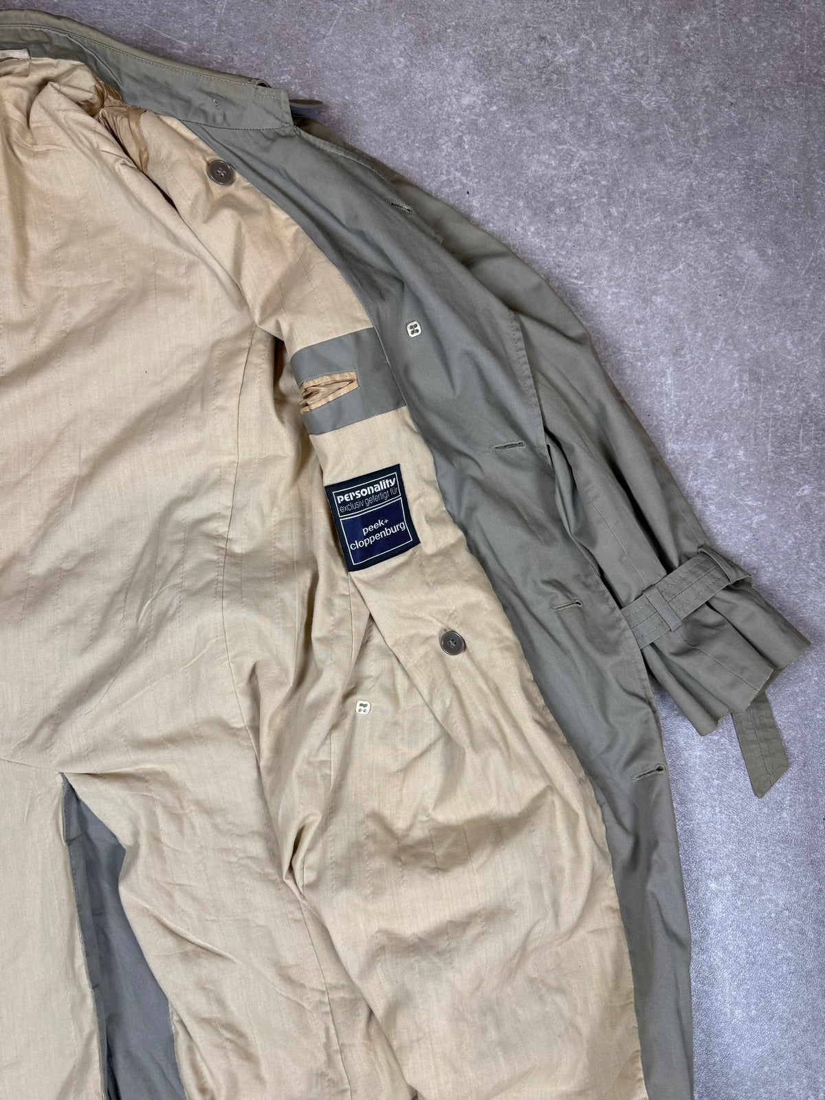 Vintage Hugo Boss Trenchcoat Herren – 80er/90er Jahre Khaki Mantel P&C