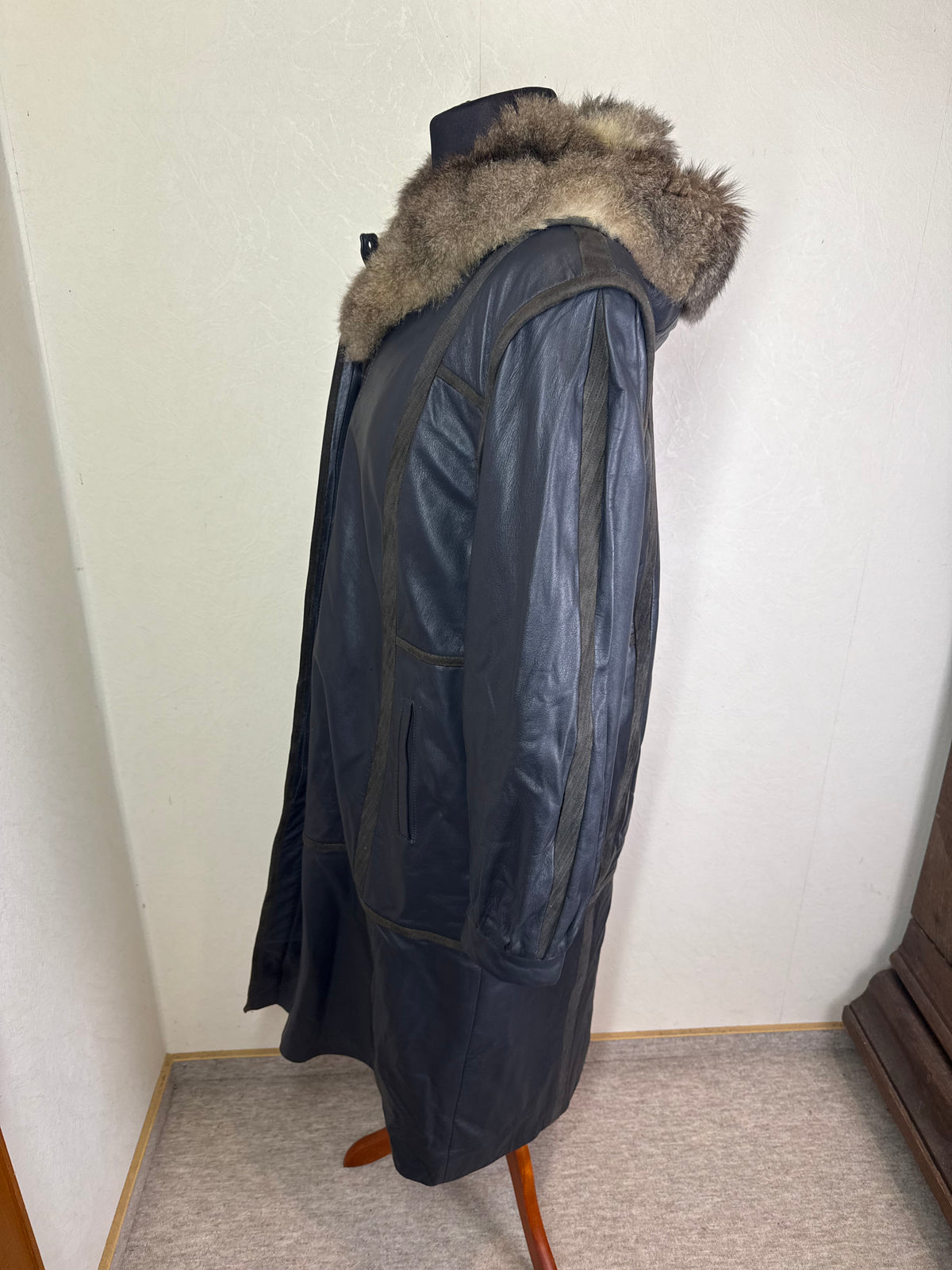 Vintage Leder Mantel 44 Schwarz Echtleder Fellkragen Wintermantel Lang Mantel