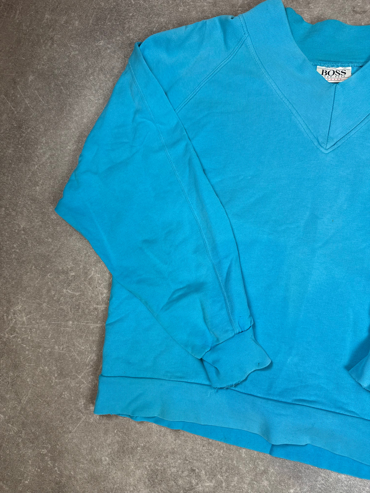 Vintage BOSS Hugo Boss Sports Sweatshirt Türkis V-Neck 90s