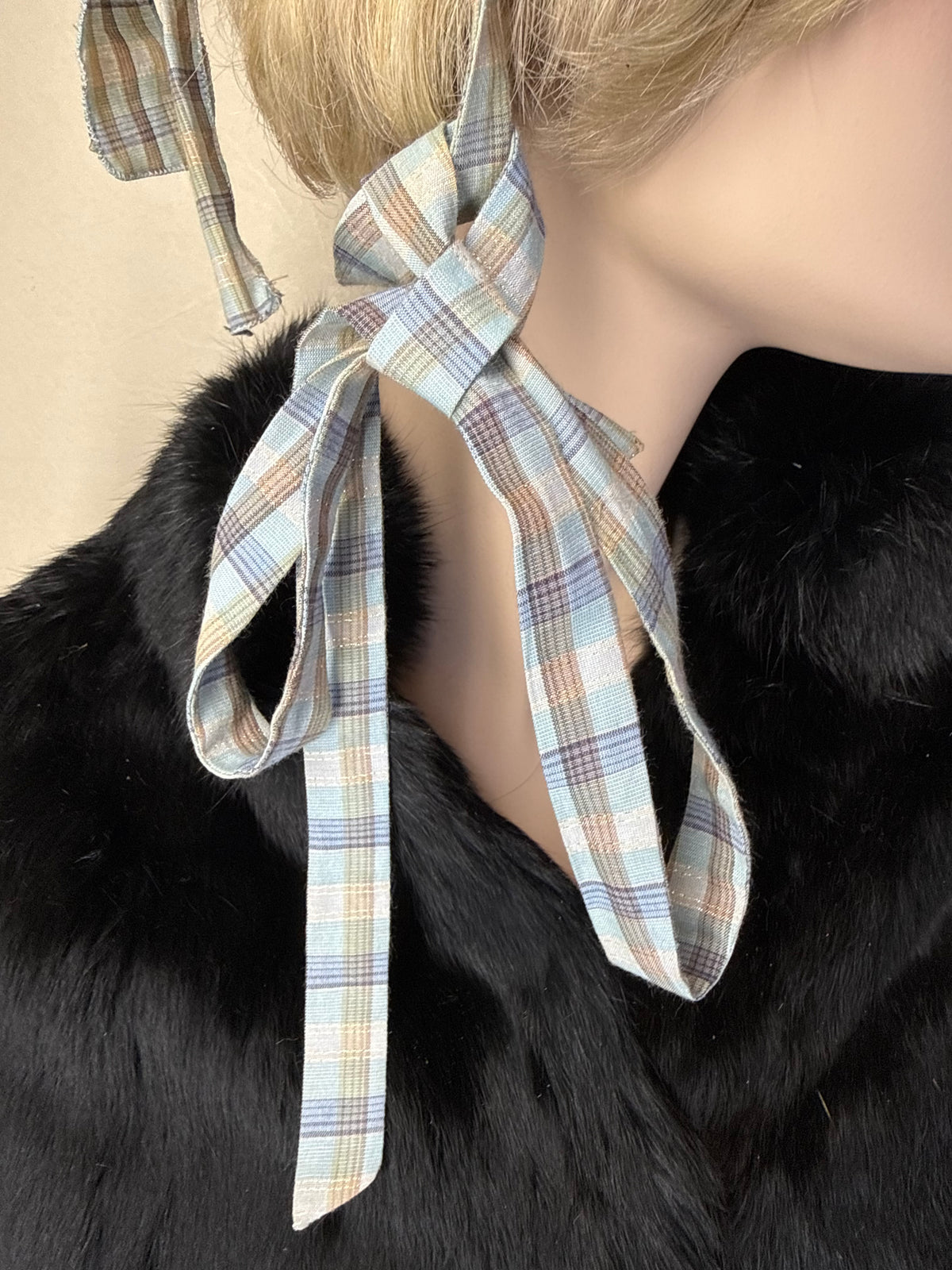 Historischer Vintage Damen Spitzenhut – Strohgeflecht, breite Krempe & Bindebänder