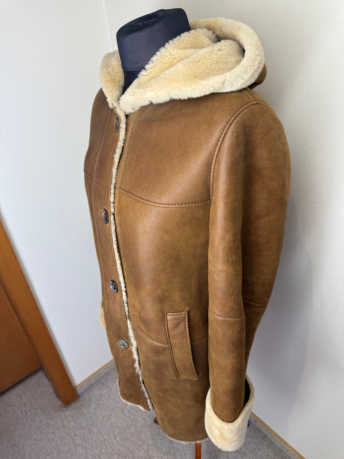 CHRIST Lammfellmantel Damen Braun Vintage Echtleder Shearling Kapuze