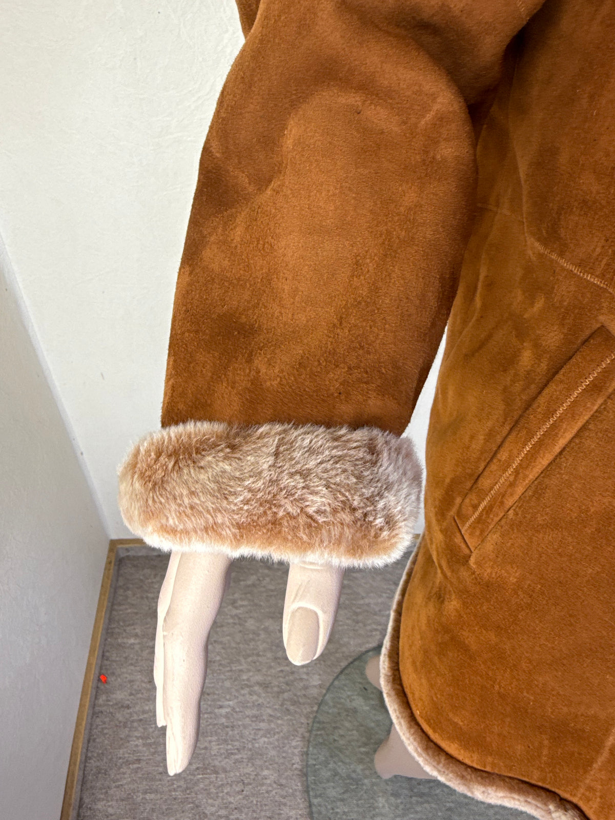 Élégance Paris Vintage Lammfellmantel Damen Gr. 38 – Shearling Cognac