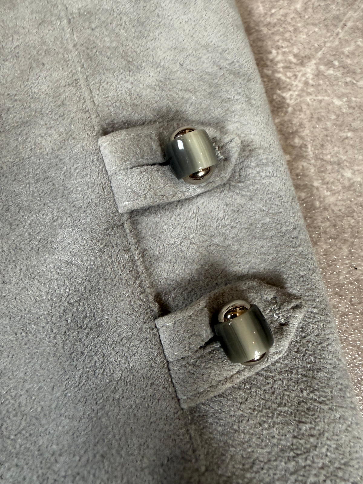 Vintage Damen Ledermantel Hellgrau – Stadick Modell Veloursleder Mantel