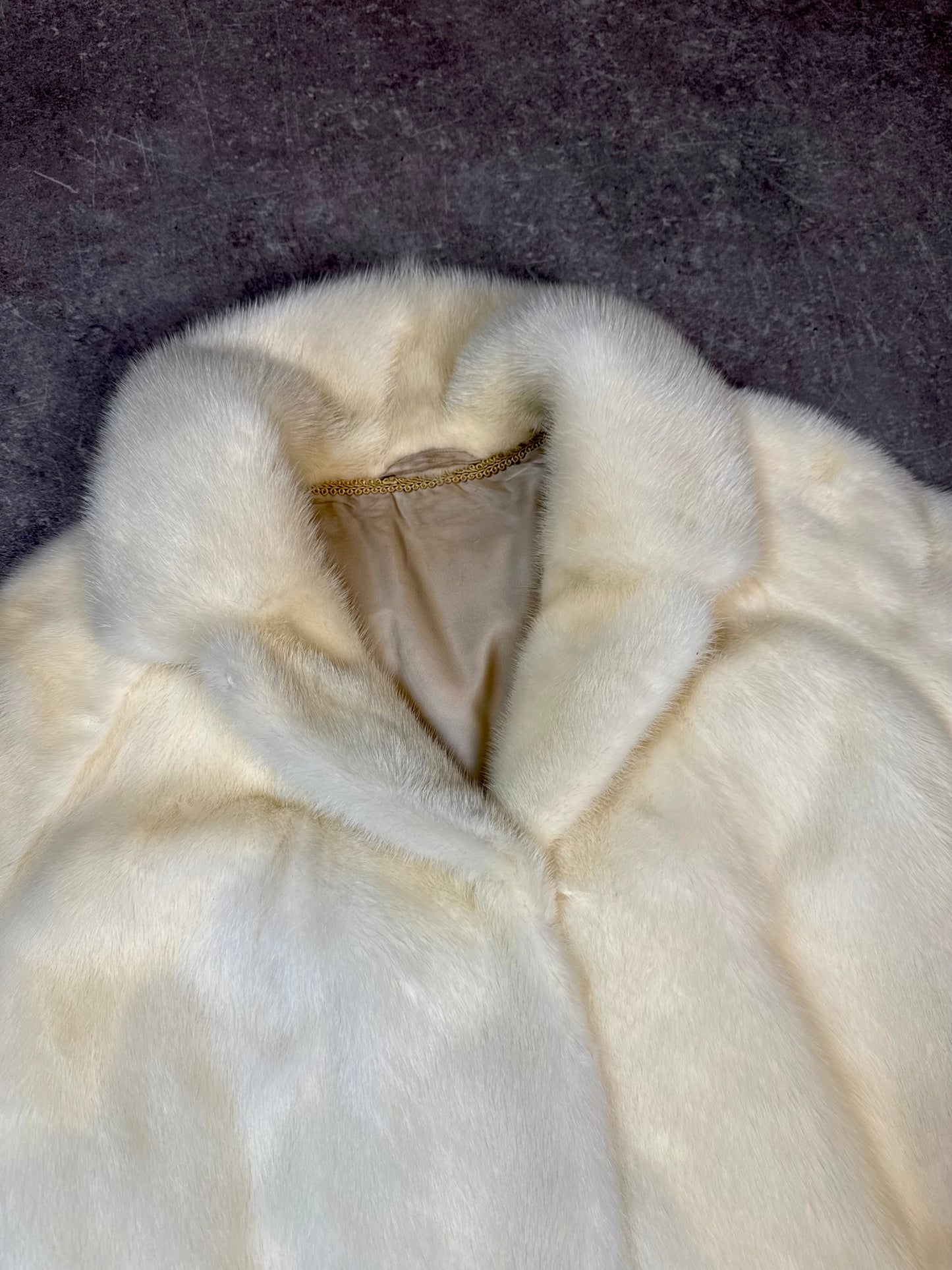 Vintage Nerzjacke Creme Weiß – Echter Nerz Pelzjacke Kurzjacke Schalkragen | Damen Größe M-L